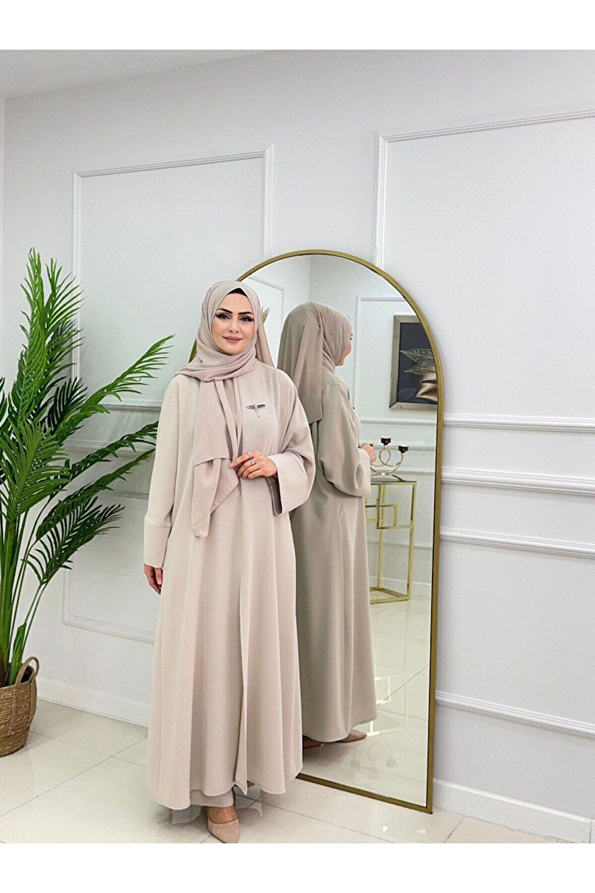 Kadın Tesettür 2'Li Takım Ferace Formunda Tunik & Pantolon