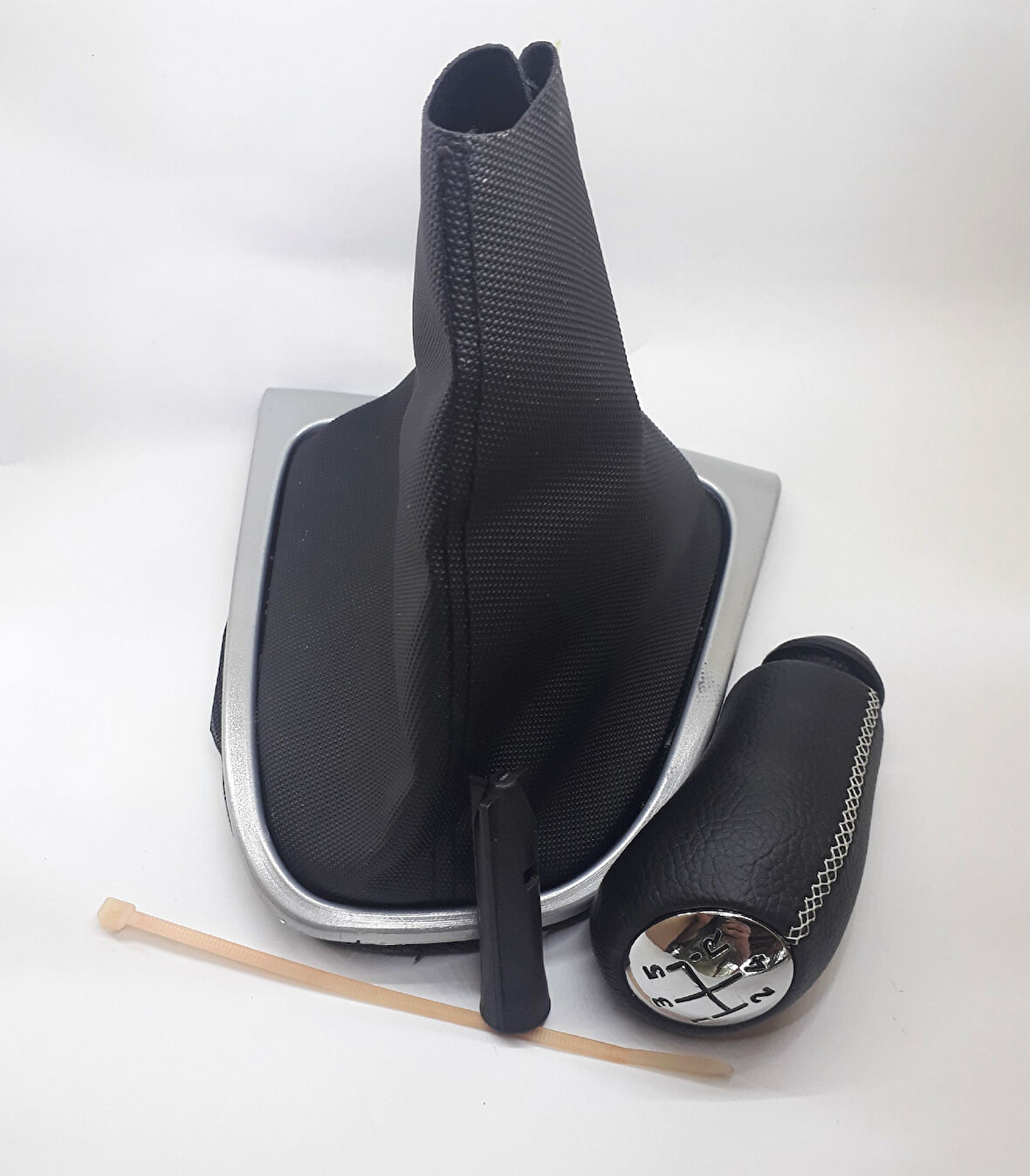 Renault Clio 4 Vites Topuzu ve Vites körüğü (Gri çerçeve)