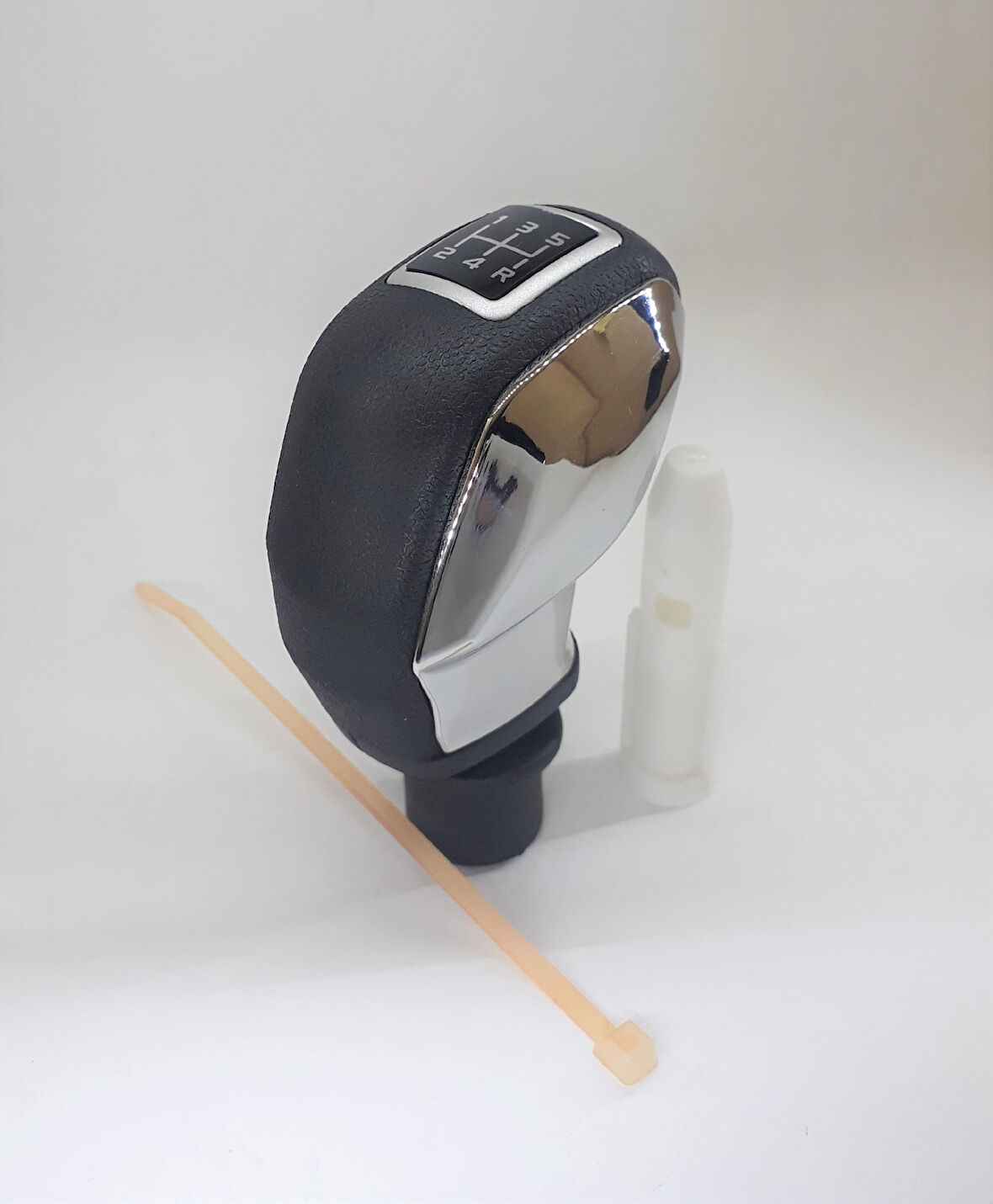 Renault Laguna 2 Spor Vites Topuzu (parlak yan kapak)