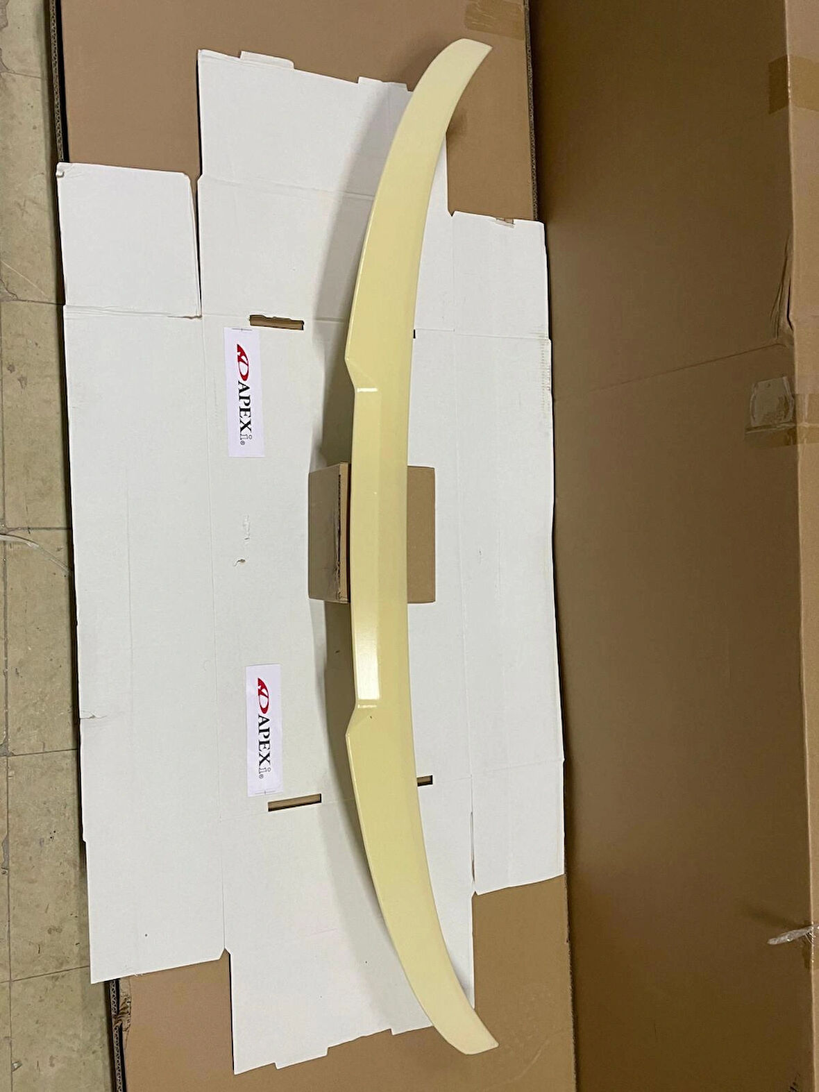 BMW 4 Serisi F33 M4 Dizayn Bagaj Üstü Spoiler Parlak Siyah 2014-2020