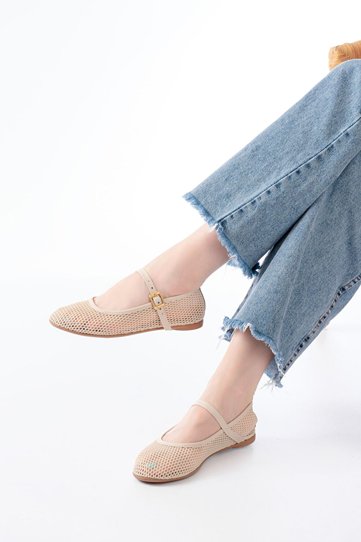 6325 Bej Fileli Baret Toka Detaylı Günlük Kadın Babet 