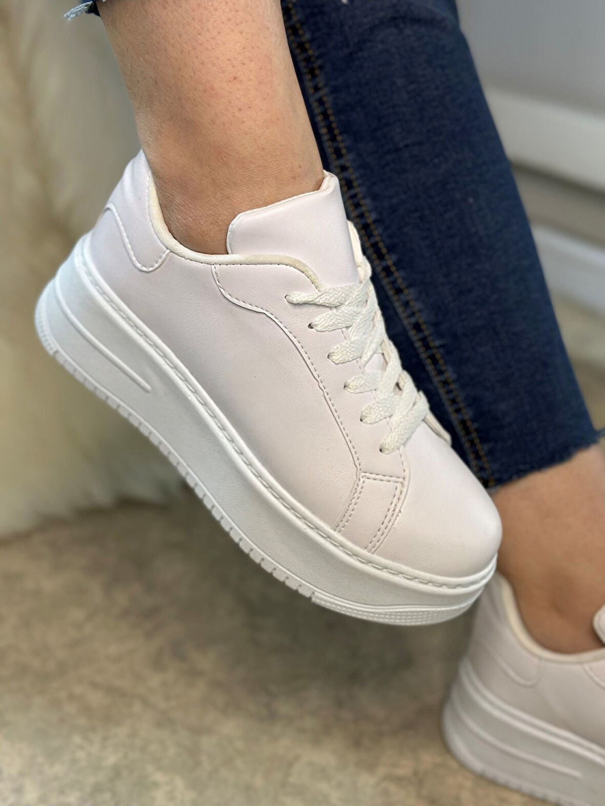 Günlük Kadın Sneaker Bağcıklı Hafif Kalın Yüksek Tabanlı Leopar Detaylı Yürüyüş Spor Ayakkabı 065