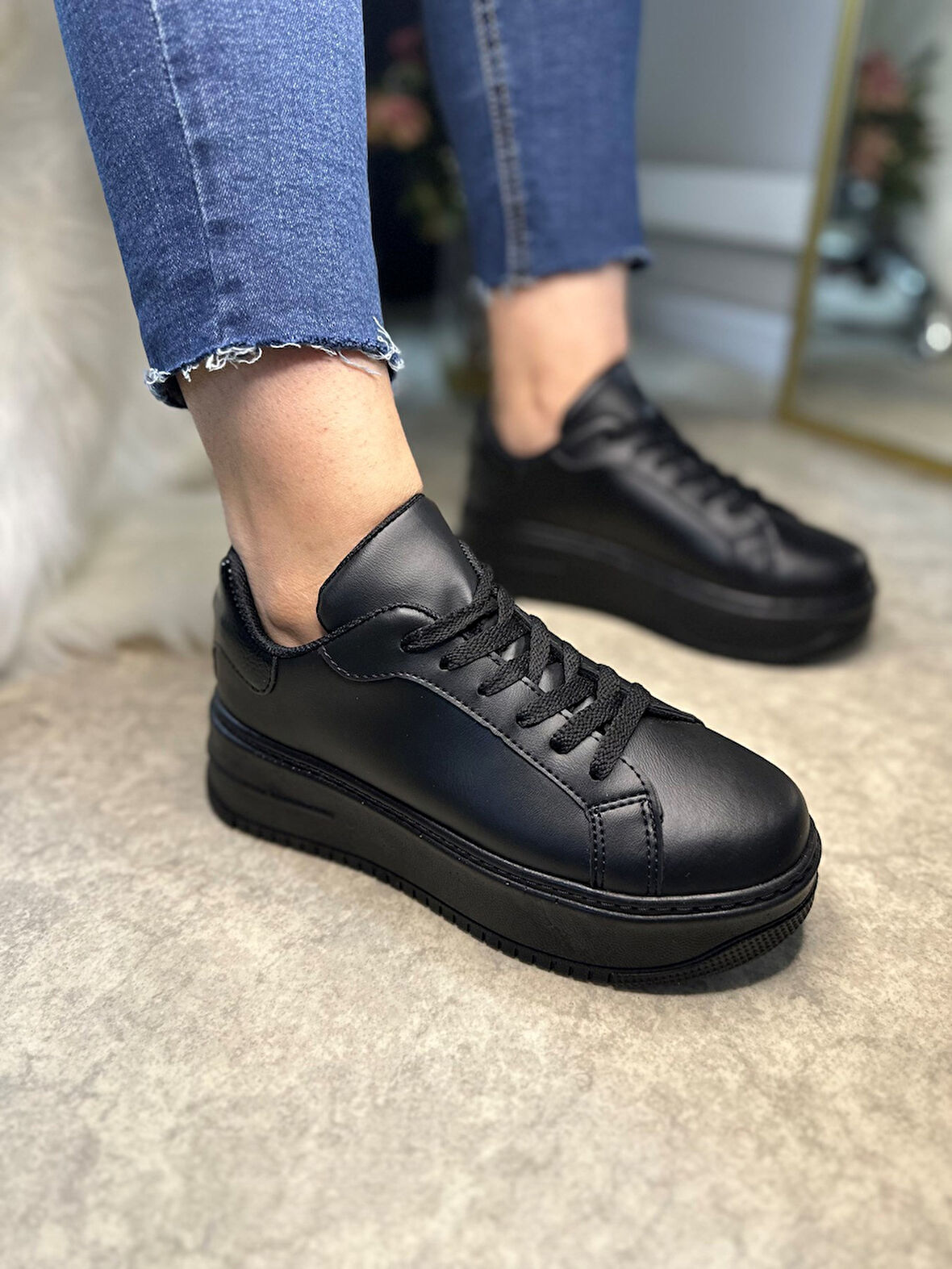 Günlük Kadın Sneaker Bağcıklı Hafif Kalın Yüksek Tabanlı Leopar Detaylı Yürüyüş Spor Ayakkabı 065