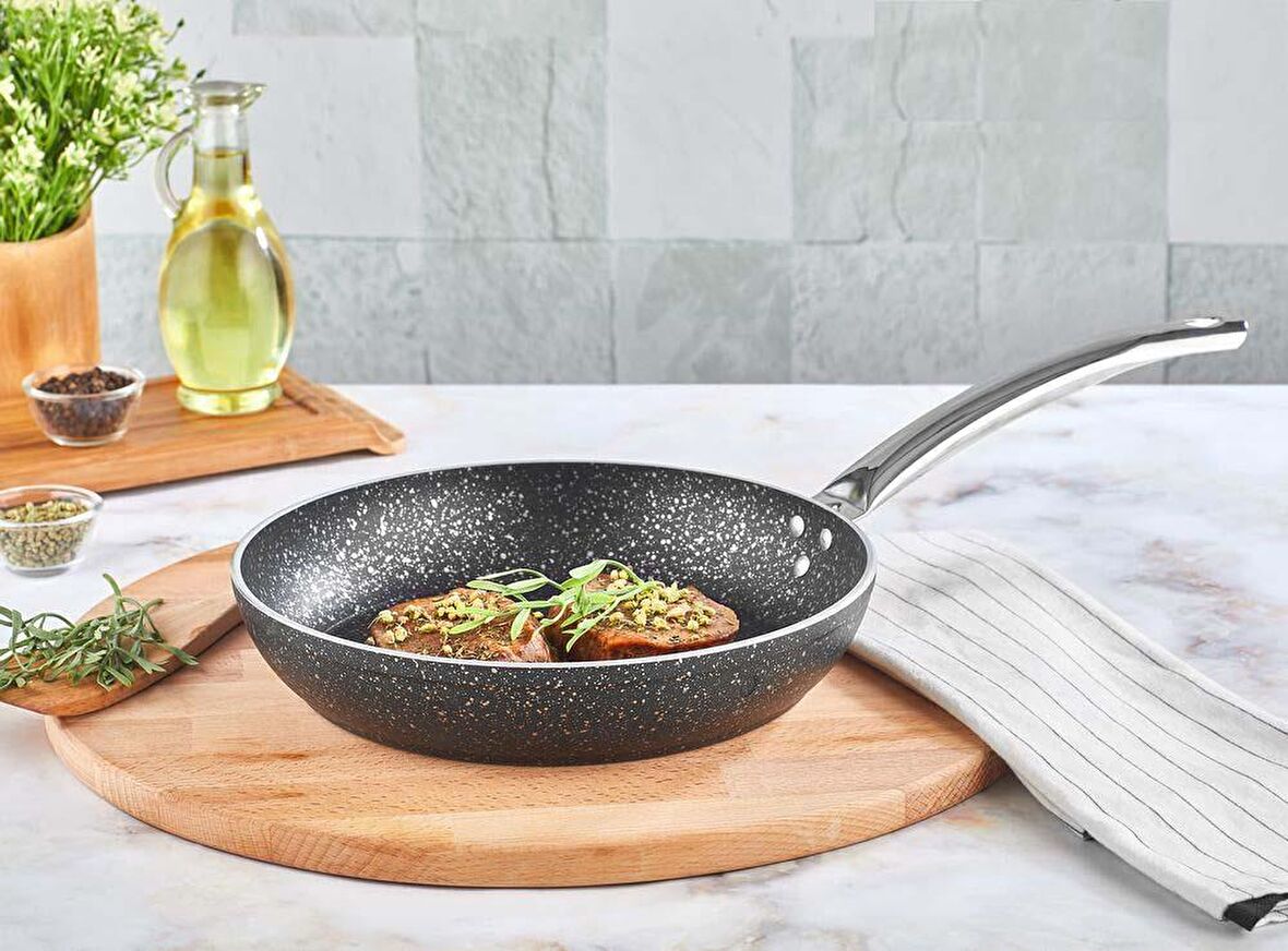 Granit Tava 18 CM Kahramanlar