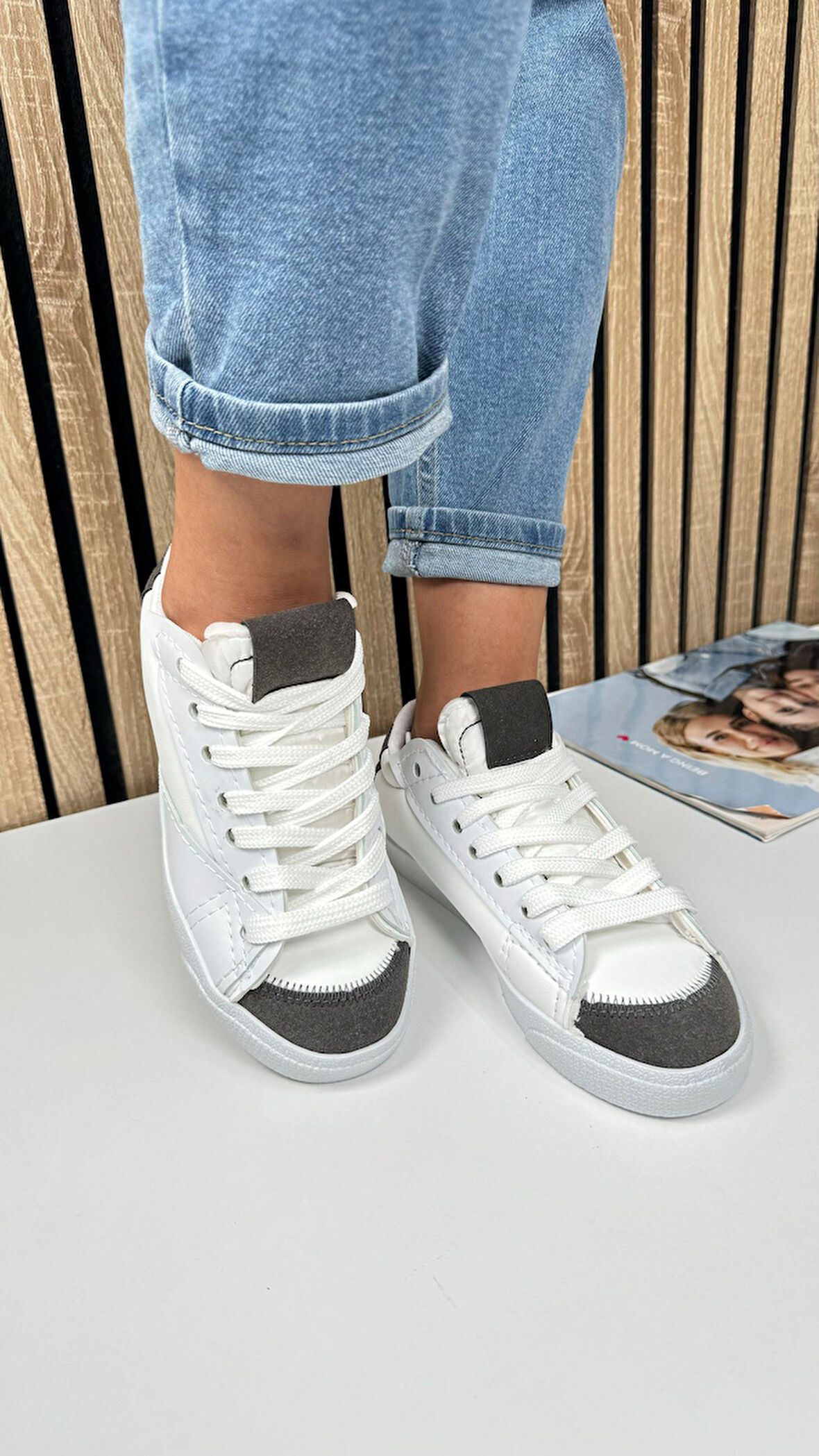 Günlük Kadın Sneaker Bağcıklı Tırtıklı Taban Süet Detaylı Yürüyüş Spor Ayakkabı 07