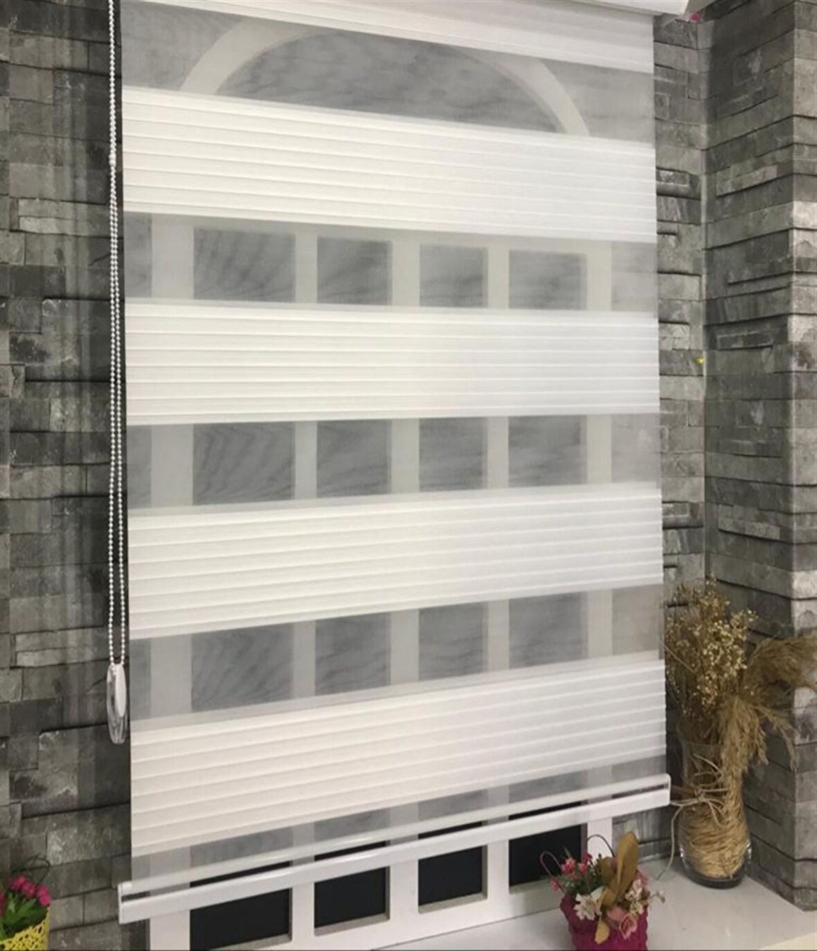 Pliseli Stor Zebra Perde Ekru  Etek Dilimli STB481