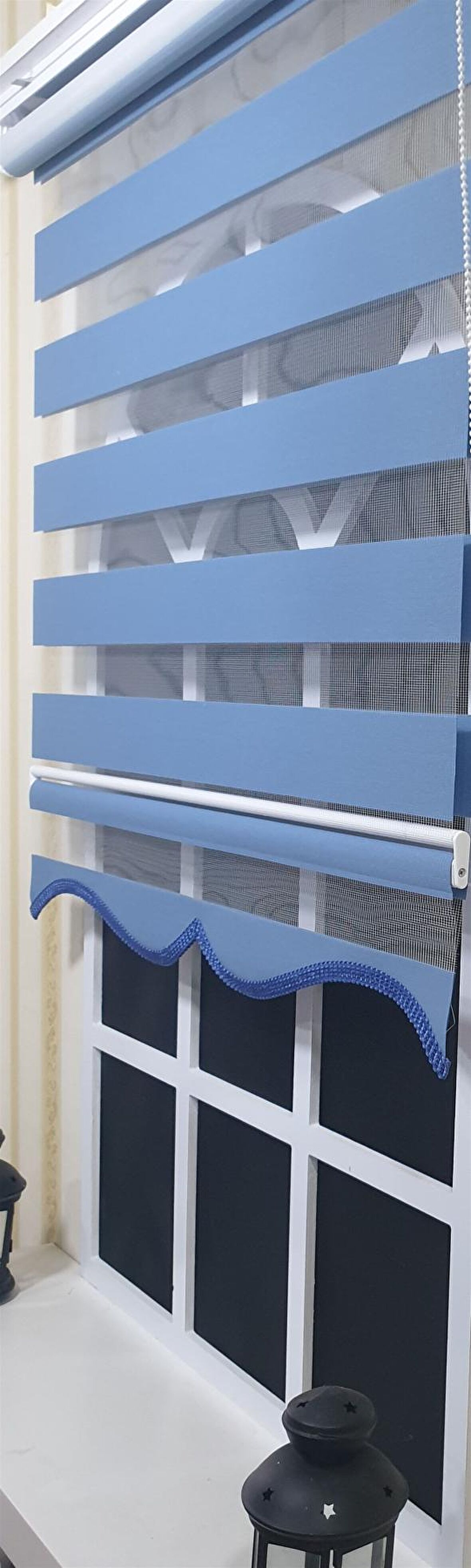 Zebra Stor Perde Mavi Etek Dilimli ST 006