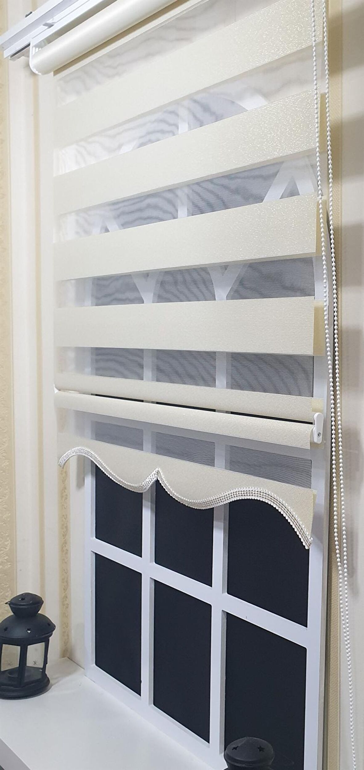 Zebra Stor Perde Altın Simli  Etek Dilimli ST 007