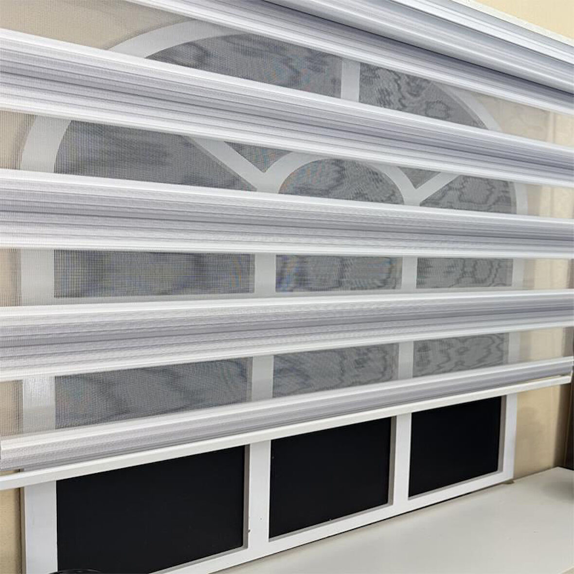 StorBurada Gri Renk Geçişli Zebra Stor Perde