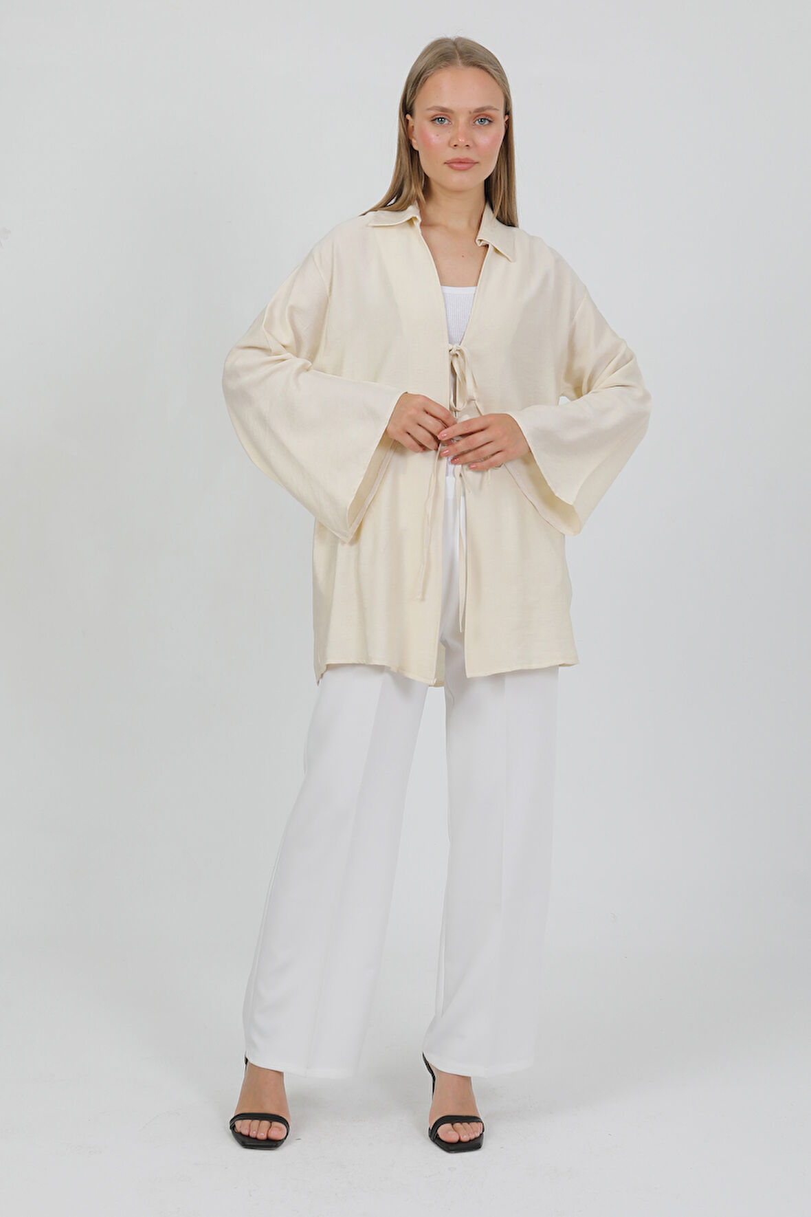 Doğal Viskon Kumaş Cepli Bağcıklı Kadın Kimono 1167 – Hafif, Dökümlü, Akışkan, Yazlık Model