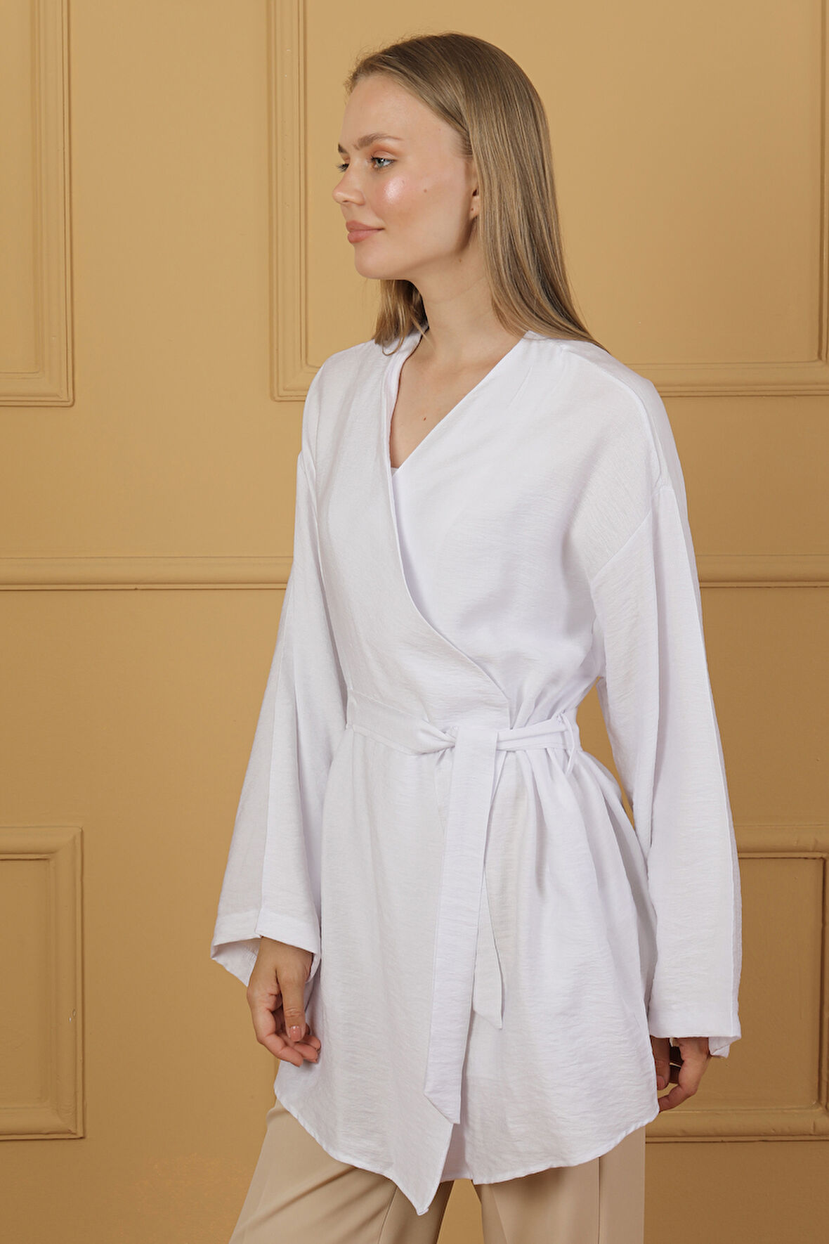 Doğal Viskon Kumaş Cepli Kemerli Kadın Kimono 1168 – Yakasız, Hafif, Dökümlü, Yazlık Model