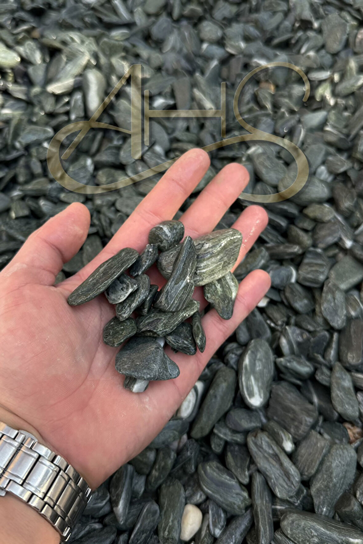 Green Angel Dolomit Çakıl Taşı Yeşil Beyaz Çizgili 1-2 Cm 5 Kg Dekoratif Bahçe Saksı Akvaryum Taşı