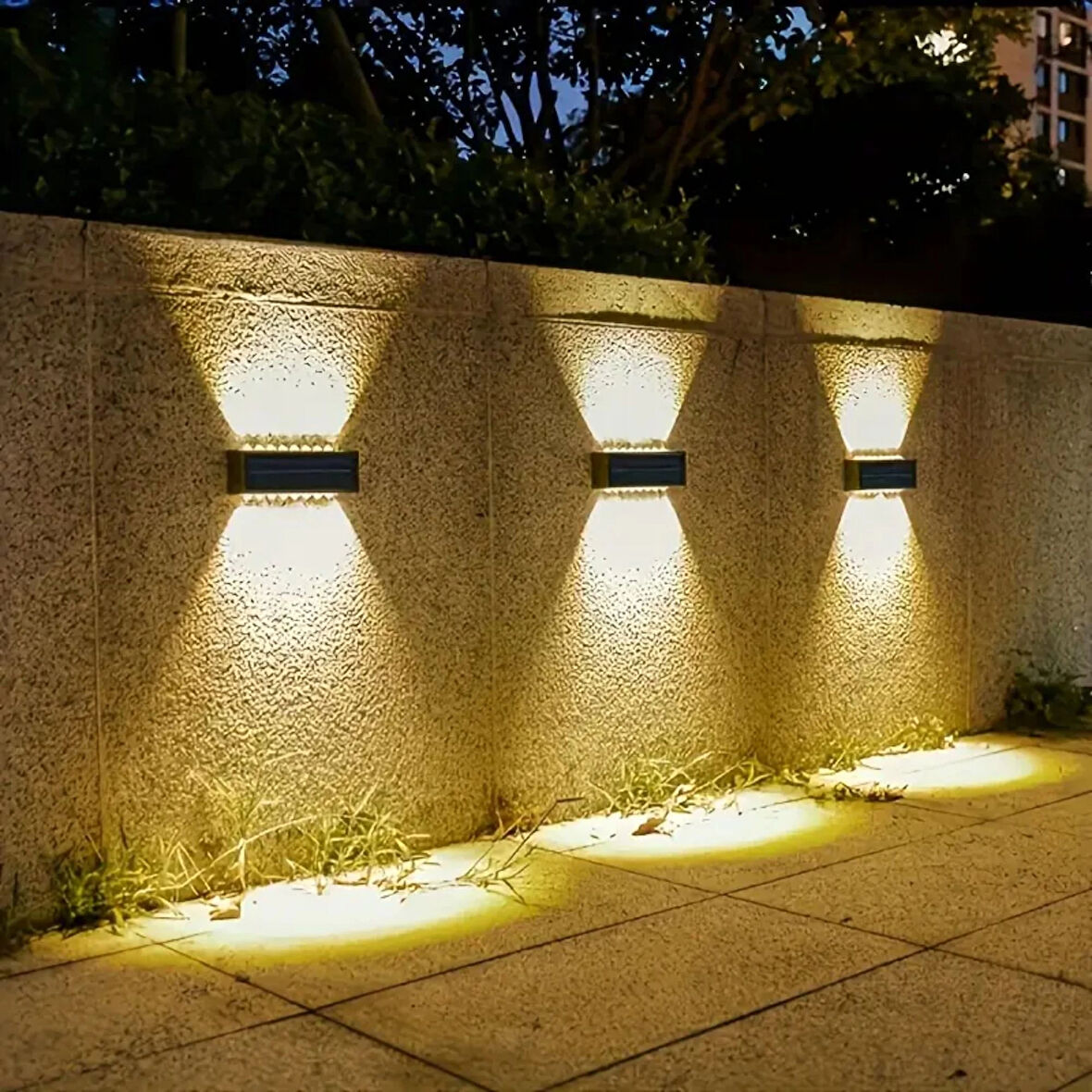 ShopyTech 12 LED Güneş Enerjili Çift Yönlü Duvar Lambası IP65 Otomatik Gece Aydınlatma Kablolamasız Montaj