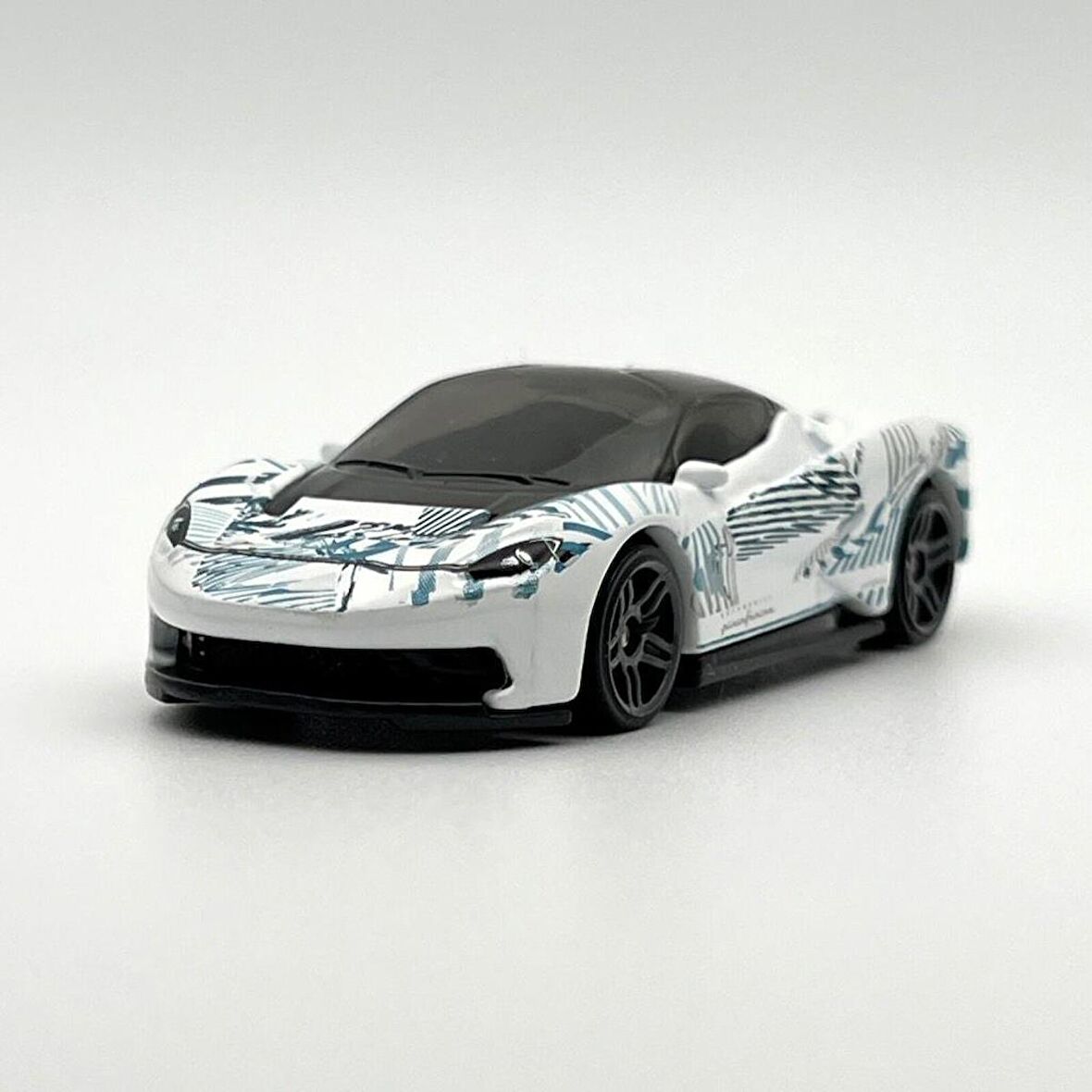 Hot Wheels Tekli Arabalar AUTOMOBILI PININFARINA BATTISTA HKK22