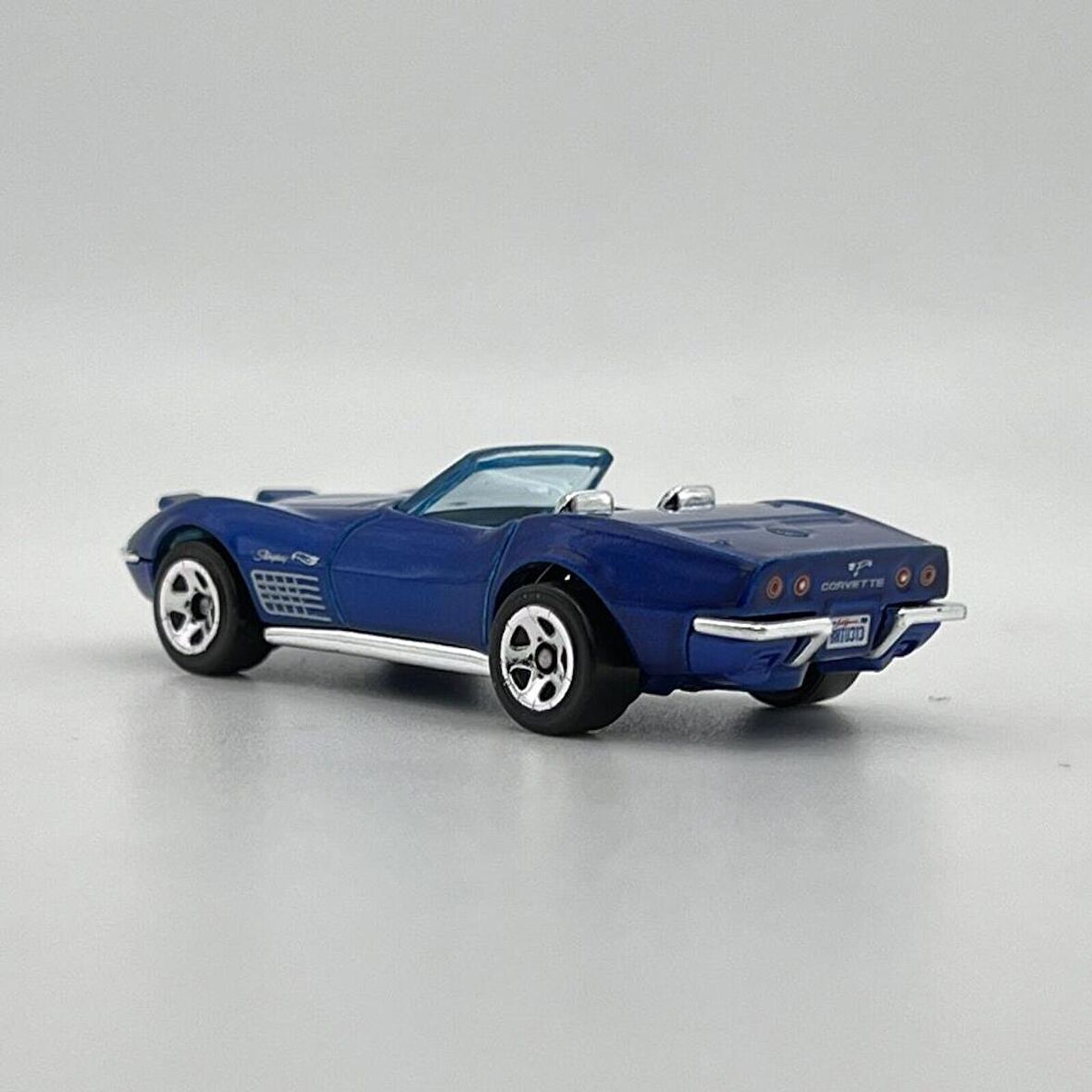 Hot Wheels Tekli Arabalar '72 STINGRAY CONVERTIBLE HKG60