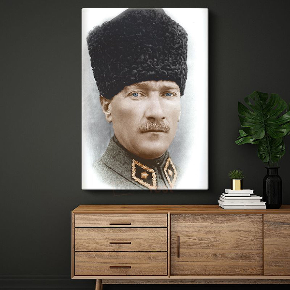 Kalpaklı Komutan - Renkli Askeri Portre Kanvas Tablo