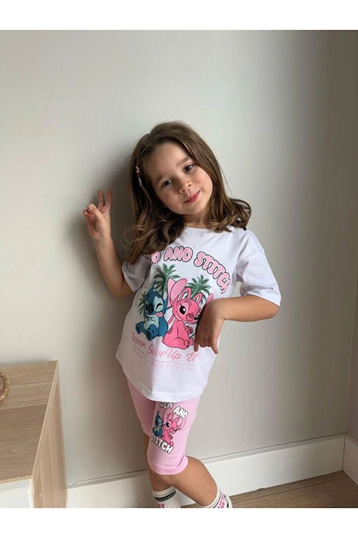 Karakter Baskılı T-shirt Ve Taytlı Alt Üst Kız Çocuk Takım (3-8 YAŞ)