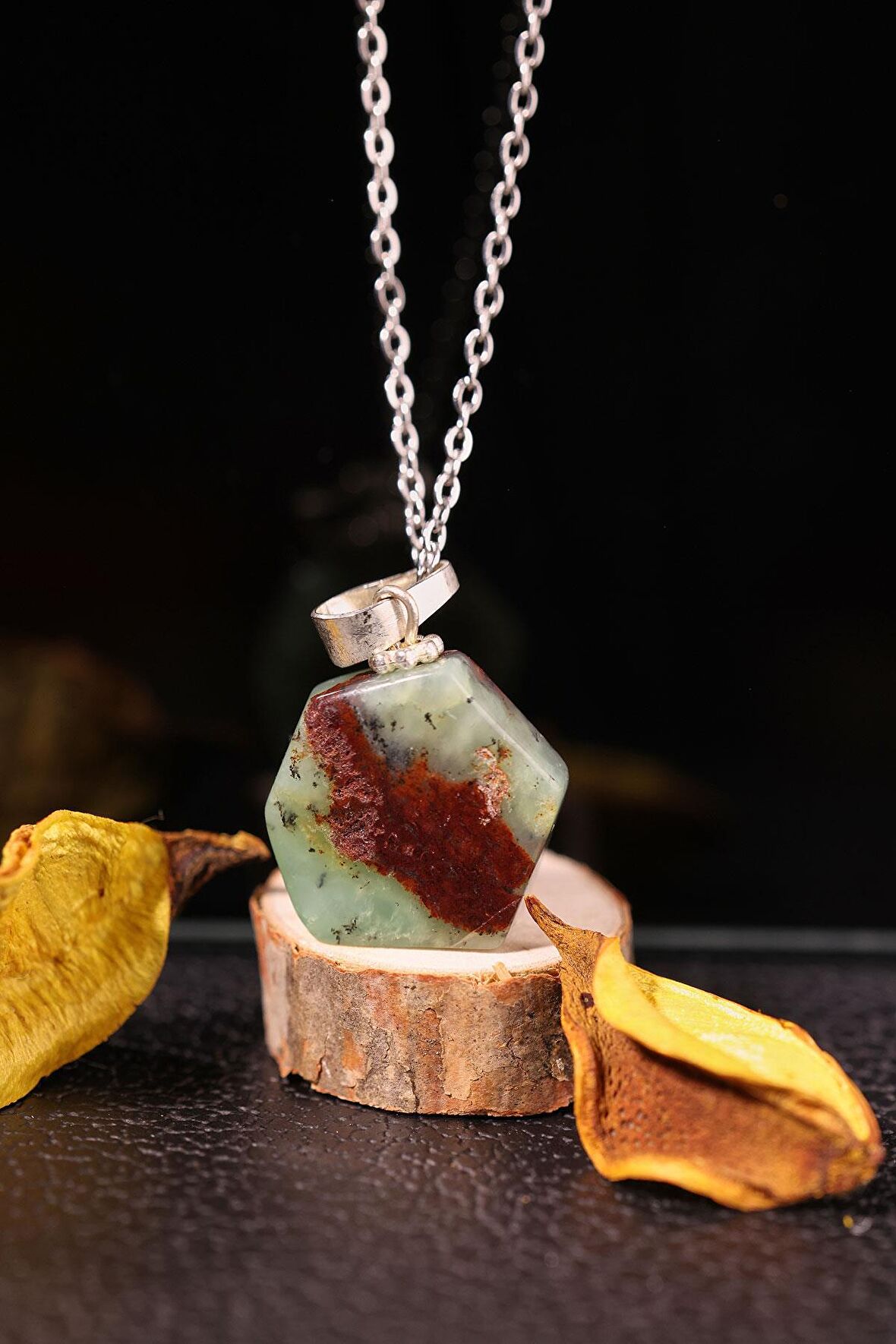 Doğal Amazonit Taşlı Formsuz Kadın Kolye