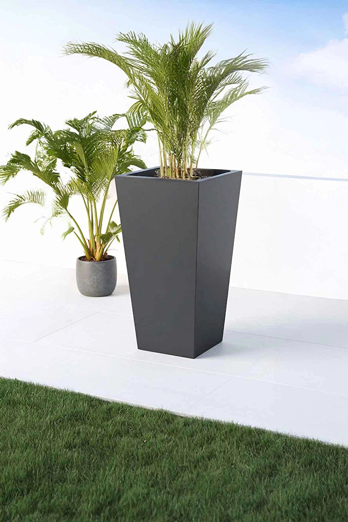 Aura Conica Fiber Konik Saksı - Mat - 70x40cm - Büyük Boy - Üst Açıklık 40cm - Yükseklik 75cm Fiber Saksı Fiberglass