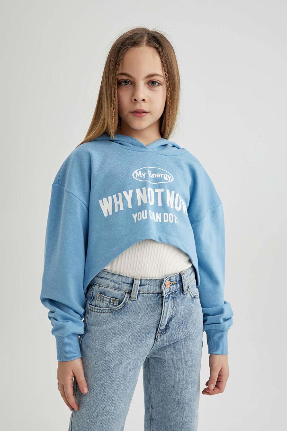 DeFacto Kız Çocuk Oversize Fit Baskılı Kapüşonlu Crop Sweatshirt C0483A824SPBE281