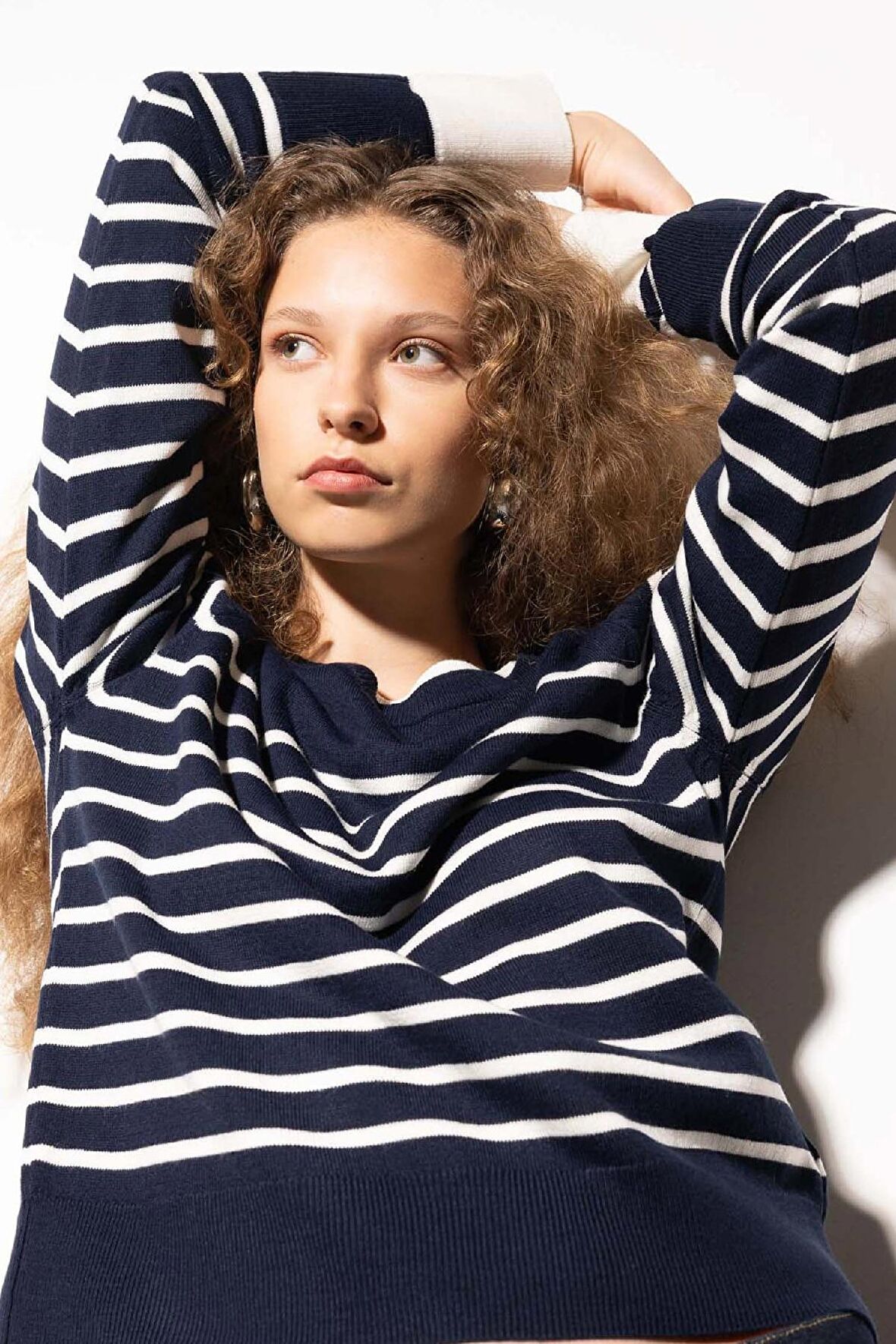 DeFacto Regular Fit Bisiklet Yaka Çizgili Basic Kazak Z1317AZ24WNNV131