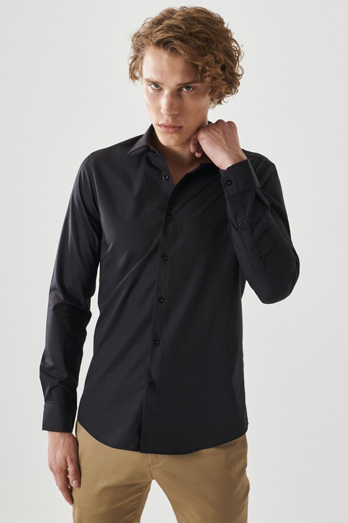 Erkek Siyah Tailored Slim Fit Dar Kesim Gömlek