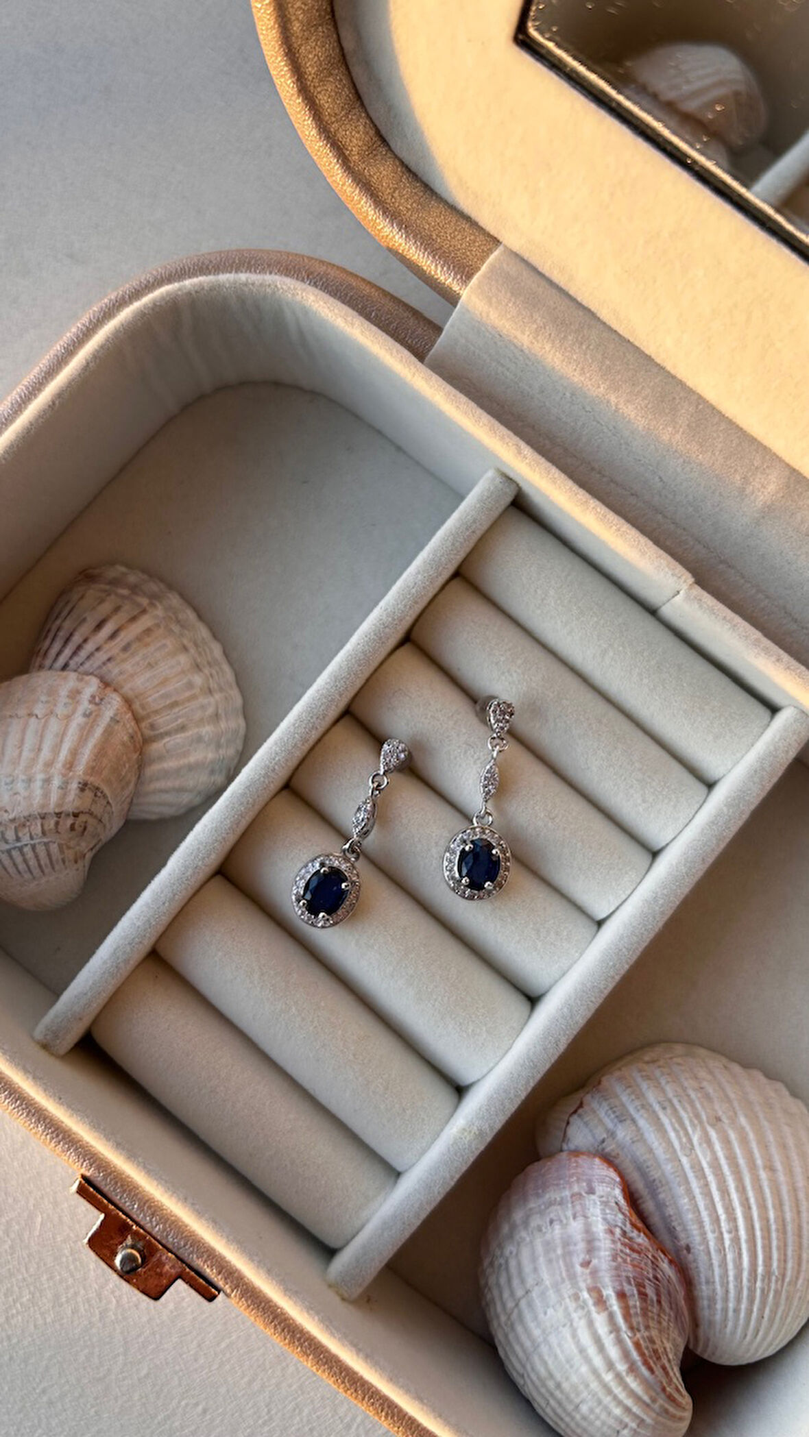 925 ayar gümüş safir küpe