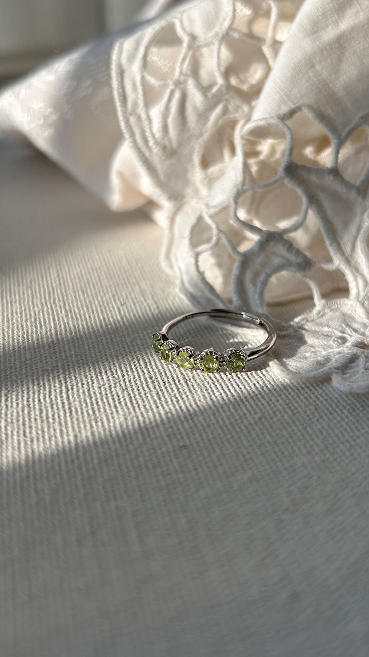925 ayar gümüş peridot(zebercet)yüzük