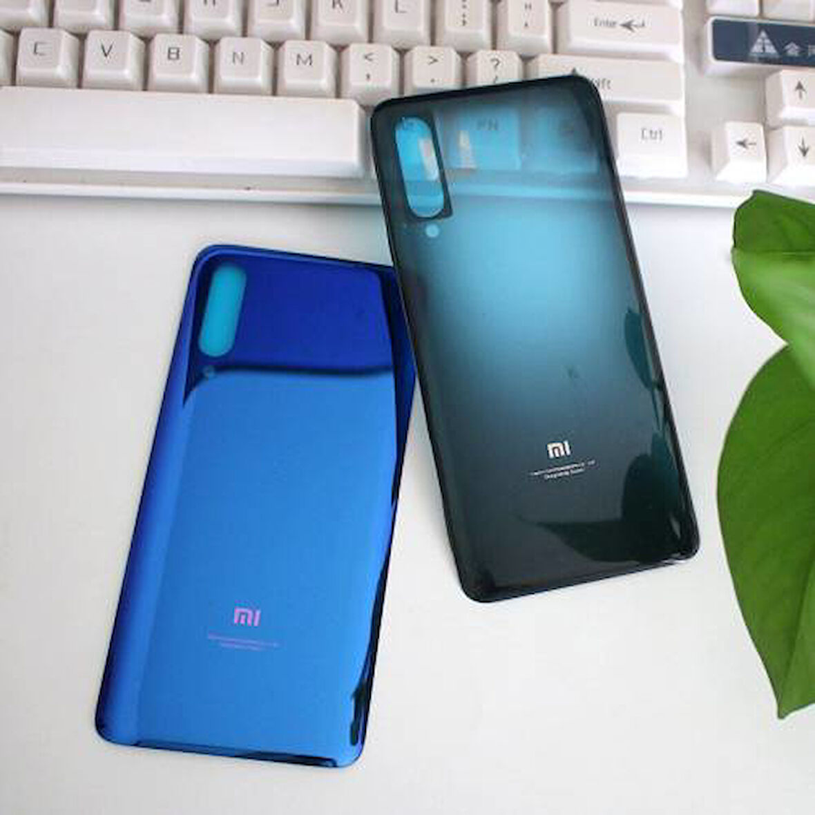 Xiaomi Mi 9 Explorer Arka Pil Batarya Kapak Cam