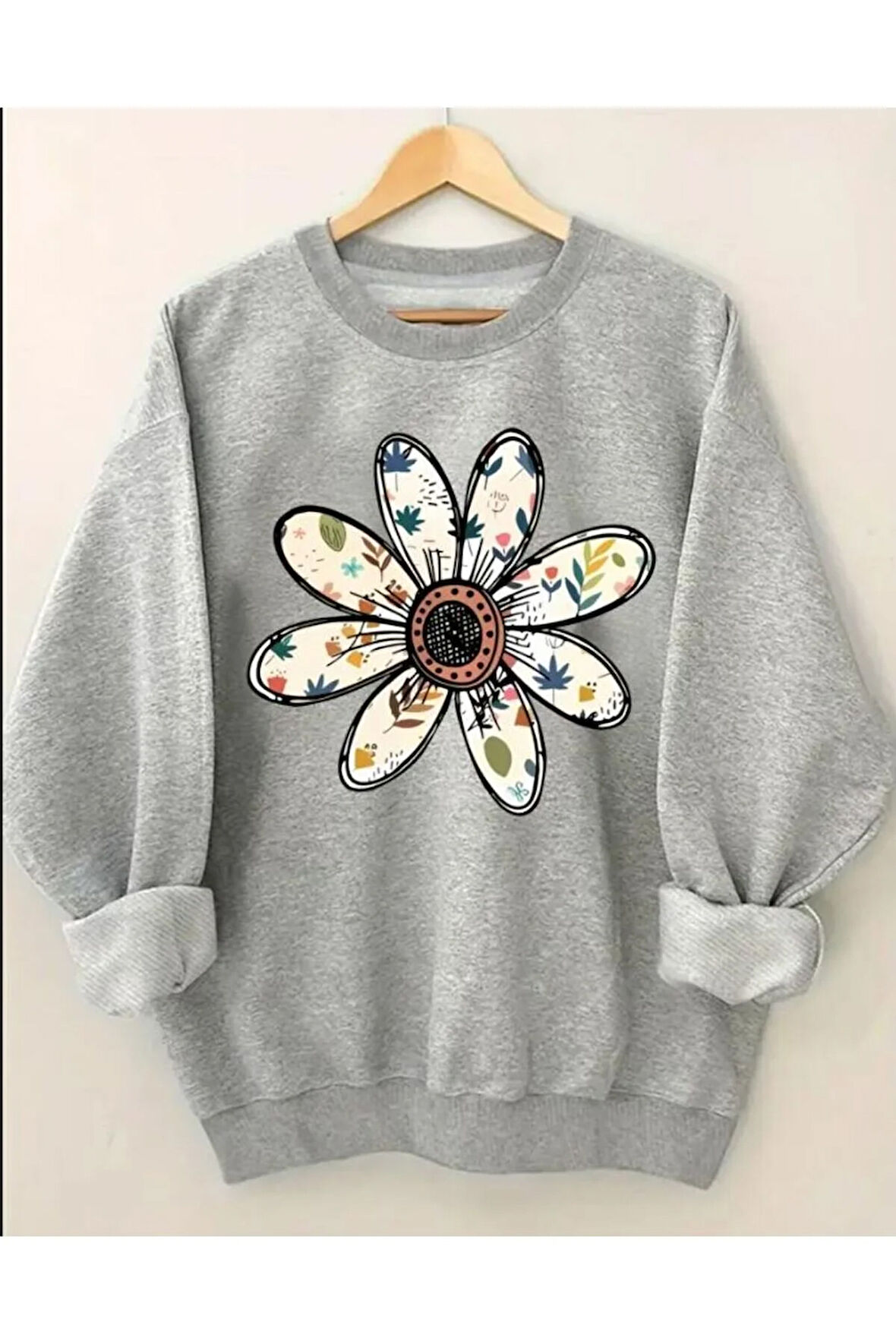 Çiçek Baskı Detaylı Bisiklet Yaka İçi Polarlı Sweatshirt