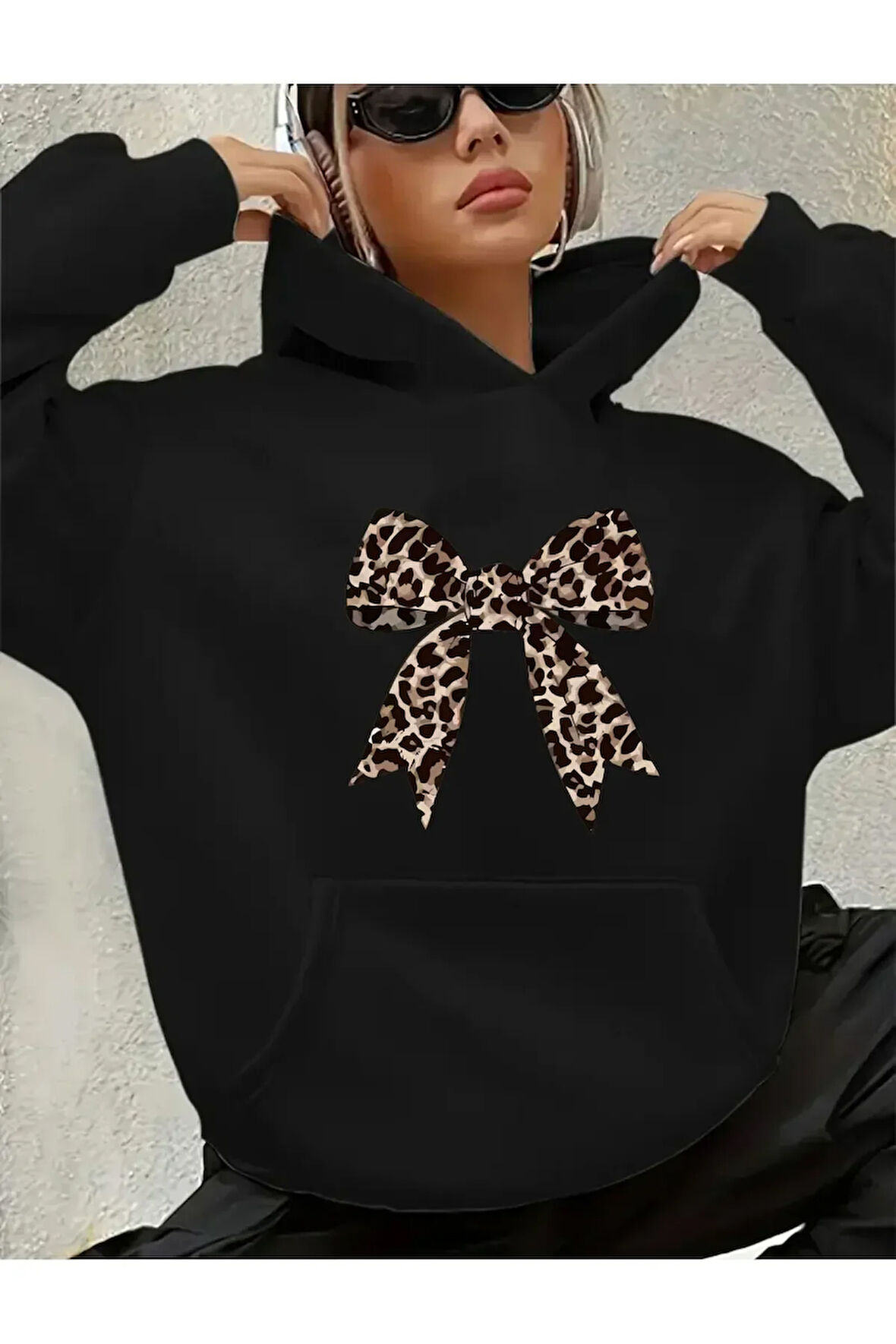 Leopar Kurdele Baskılı Kapüşonlu Sweatshirt