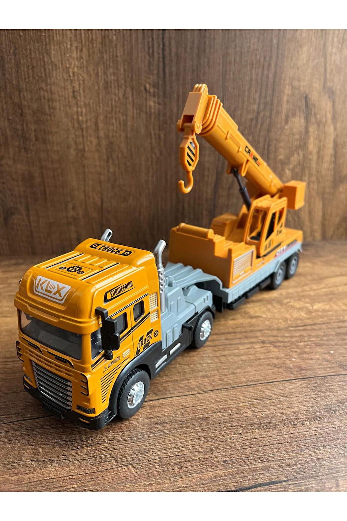 Işıklı Sesli Vinç Tır  İnşaat Aracı Metal Başlıklı Oyuncak Vinç Tır  32Cm