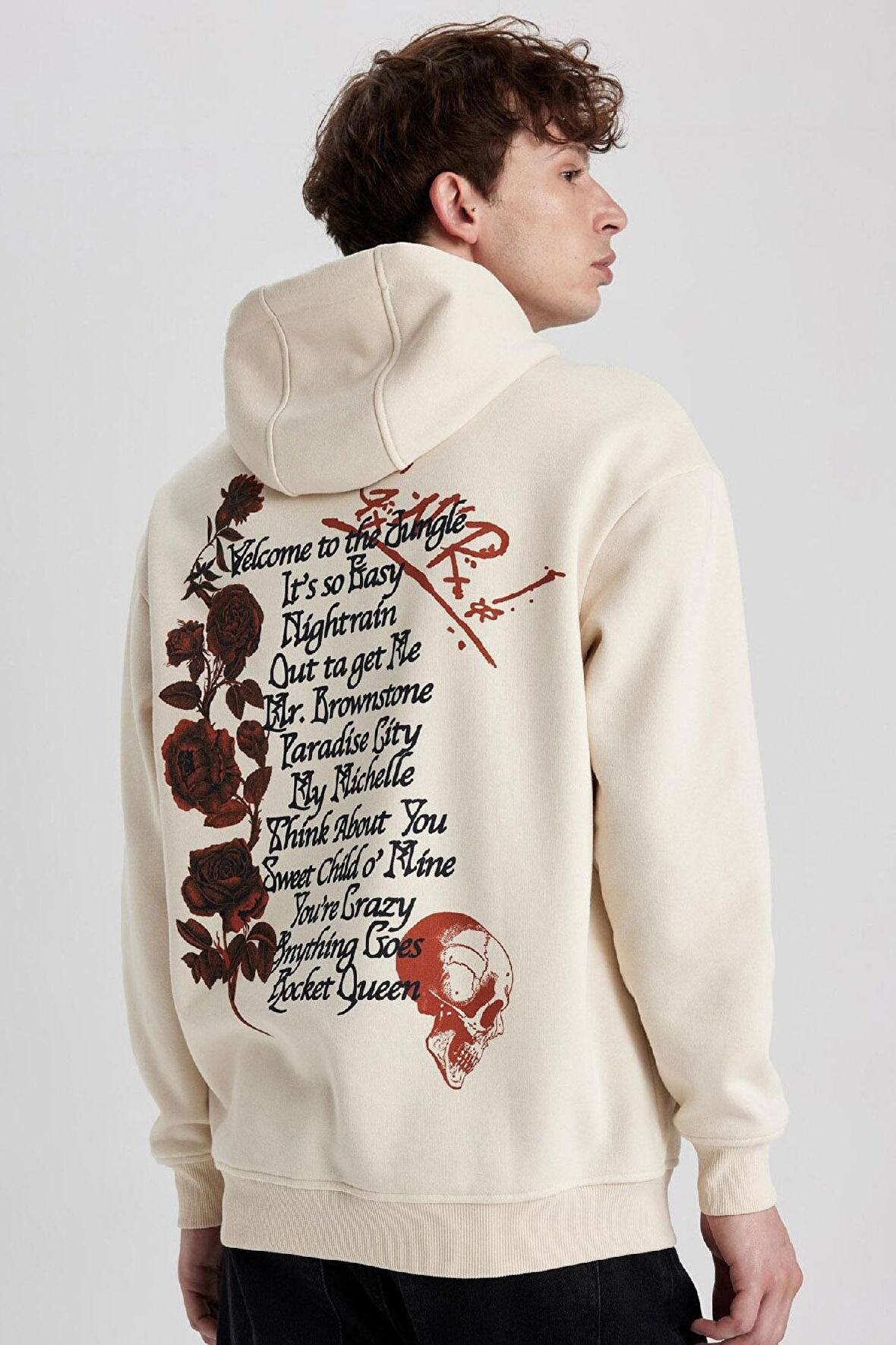 DeFacto Guns N' Roses Boxy Fit Kapüşonlu Sırt Baskılı Sweatshirt B1639AX23WNBG700