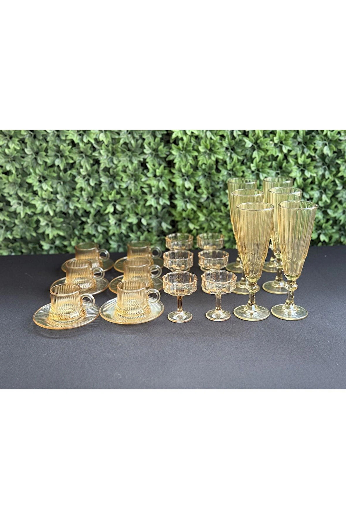 6 Kişilik 24 parça Lüks Bal Rengi Cam Kahve Sunum Seti