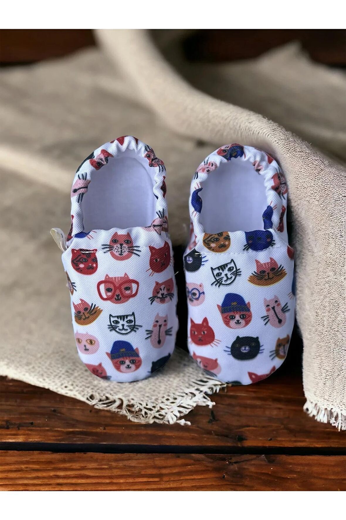 Kedi Kafası Organik Pamuk Kreş-ev Patiği