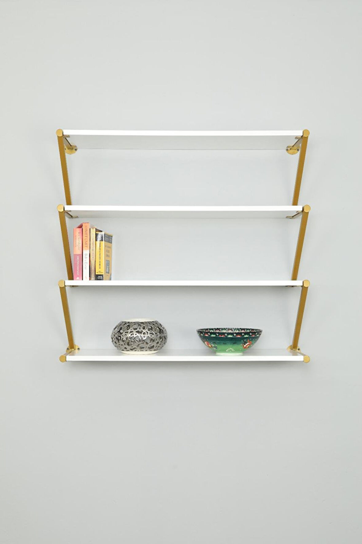 Duvara Monte Gold Boyalı Z Raflı Stand