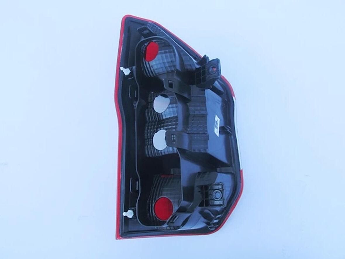 Ford Tourneo Courıer- 14/18; Stop Lambası Sağ Kırmızı/Beyaz (Mars) (Oem No: Et7613404Af)