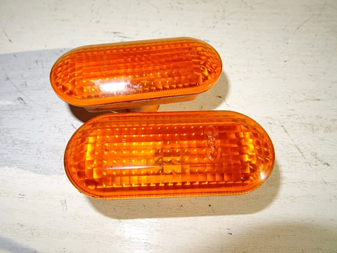 Ön Çamurluk Sinyali Sarı Ford Fıesta Bm 06- (Oem No: 2S6A 13K354 Ad)