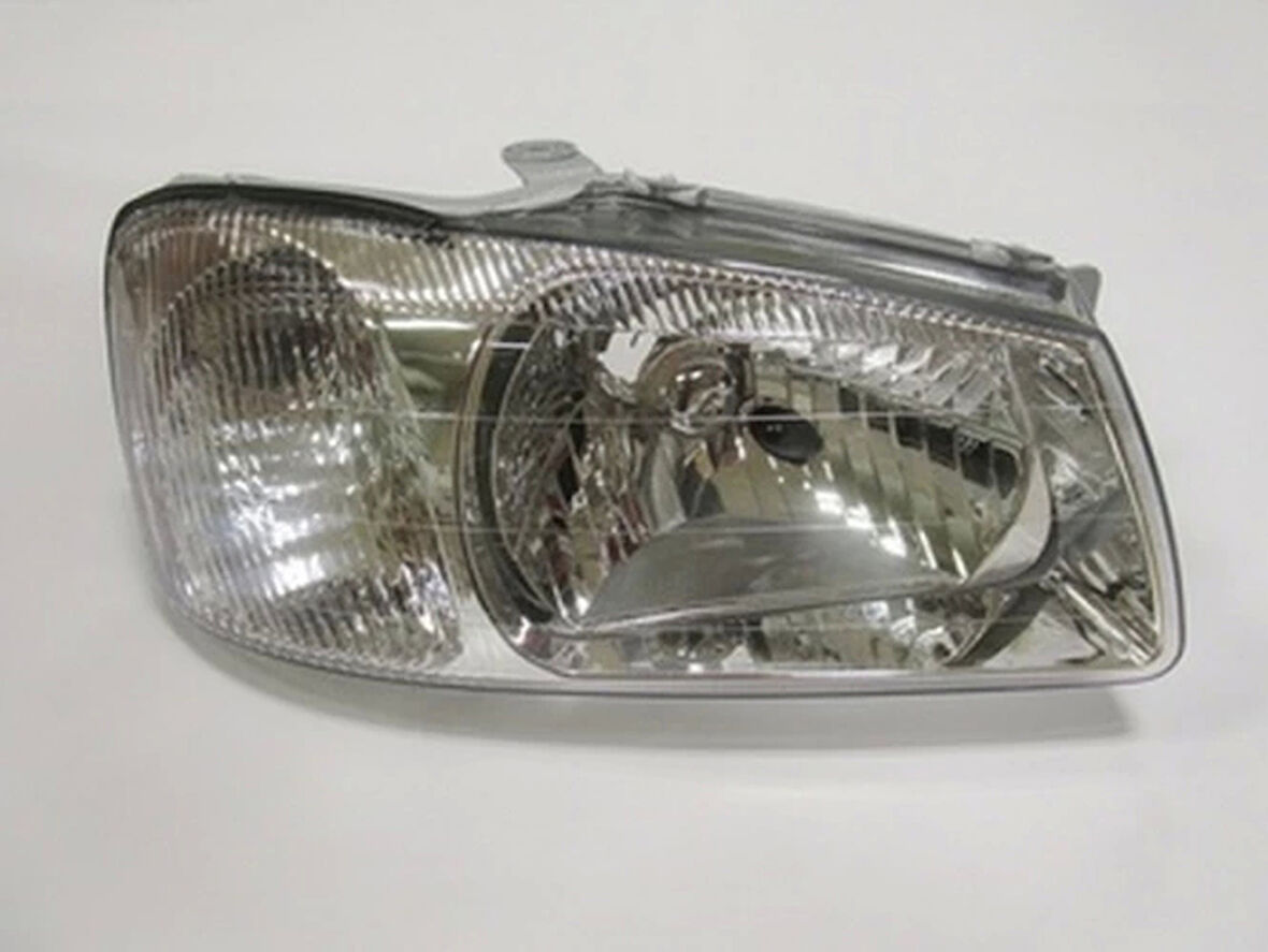 2000-2002 Hyundai Accent Milenyum Far Lambası Sağ Manuel (Park Delikli) (H4) (Ayfar) (Adet) (Oem No:9210225010)