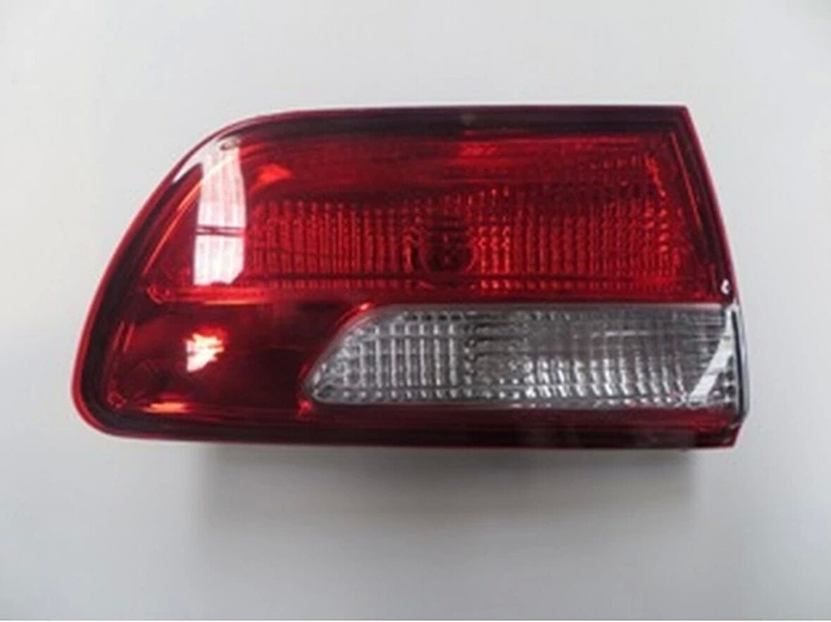 2012-2016 Kia Rio Sd İç Stop Lambası Sol Kırmızı-Beyaz (Famella) (Adet) (Oem No:924031W015)
