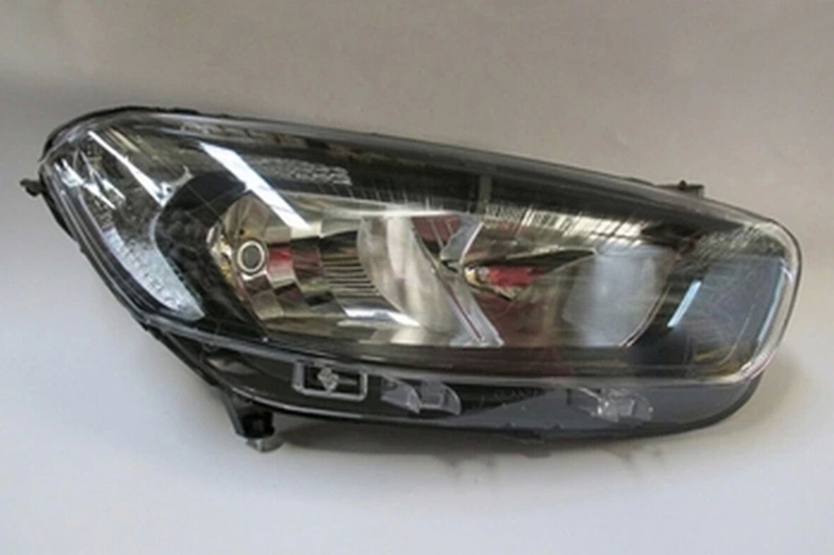 2014-2019 Ford Tourneo Courıer Far Lambası Sağ Elektrikli-Motorlu Siyah 9 Fişli (H7-H15)(Ayfar) (Adet) (Oem No:1856025)