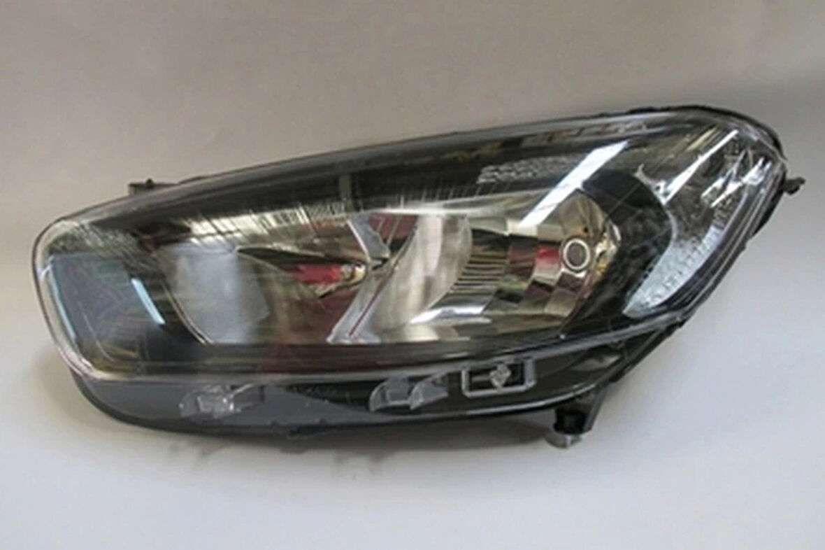 2014-2019 Ford Tourneo Courıer Far Lambası Sol Elektrikli-Motorlu Siyah 9 Fişli (H7-H15)(Ayfar) (Adet) (Oem No:1856030)