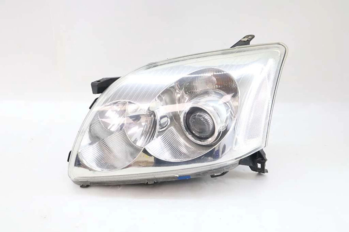 Far Avensis 2003-2005 Elektrikli Sol (1 Adet) (Oem No: 81170-05190)