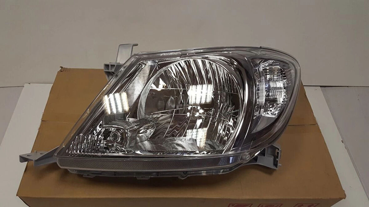 Far Hilux 2009-2010 Manuel Elektrikli Vıgo Sol (1 Adet) (Oem No: 81170-0K210)