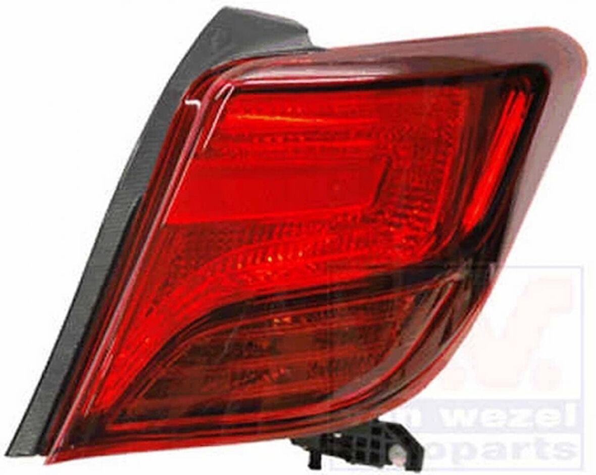 Yaris (P13) 2015 2016 Stop Lambası Sağ  (Oem No:815510D600)