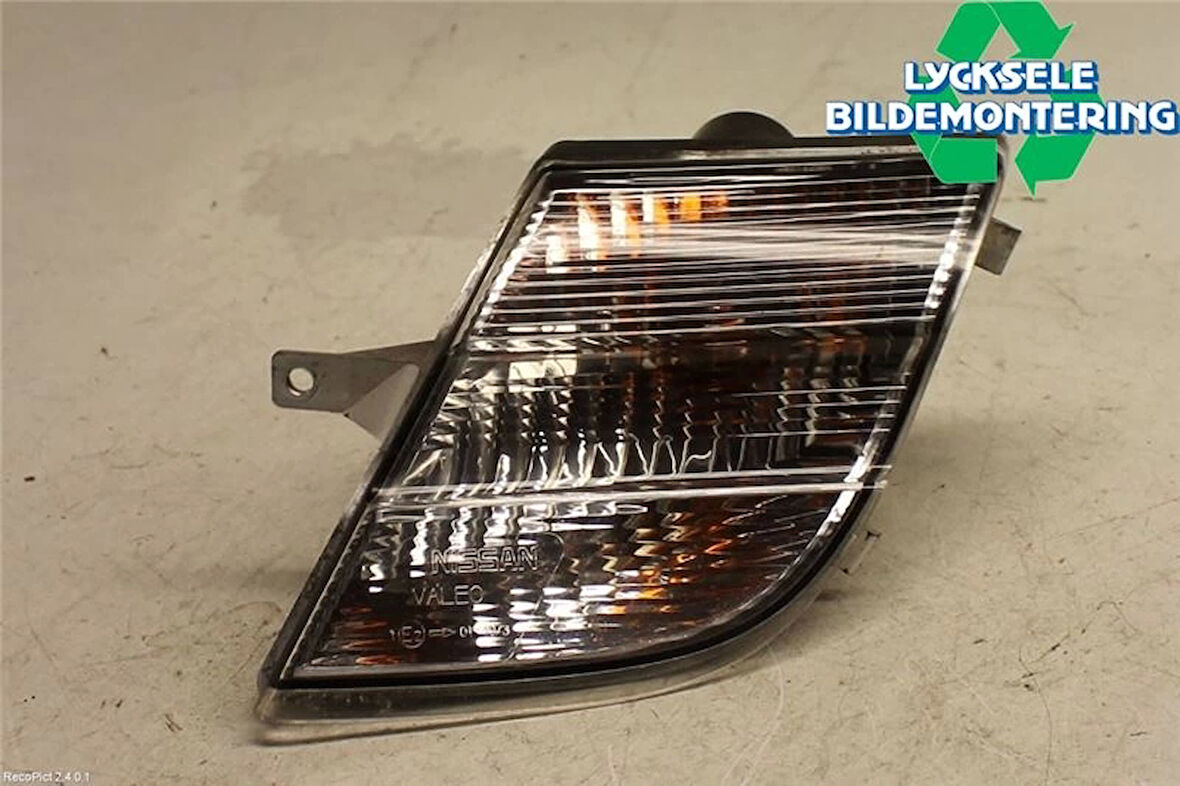 Tampon Sinyali Sol Beyaz Japon Mıcra (K12) 1.2:1.4 03-05 (Oem No: 26135-Ax610)