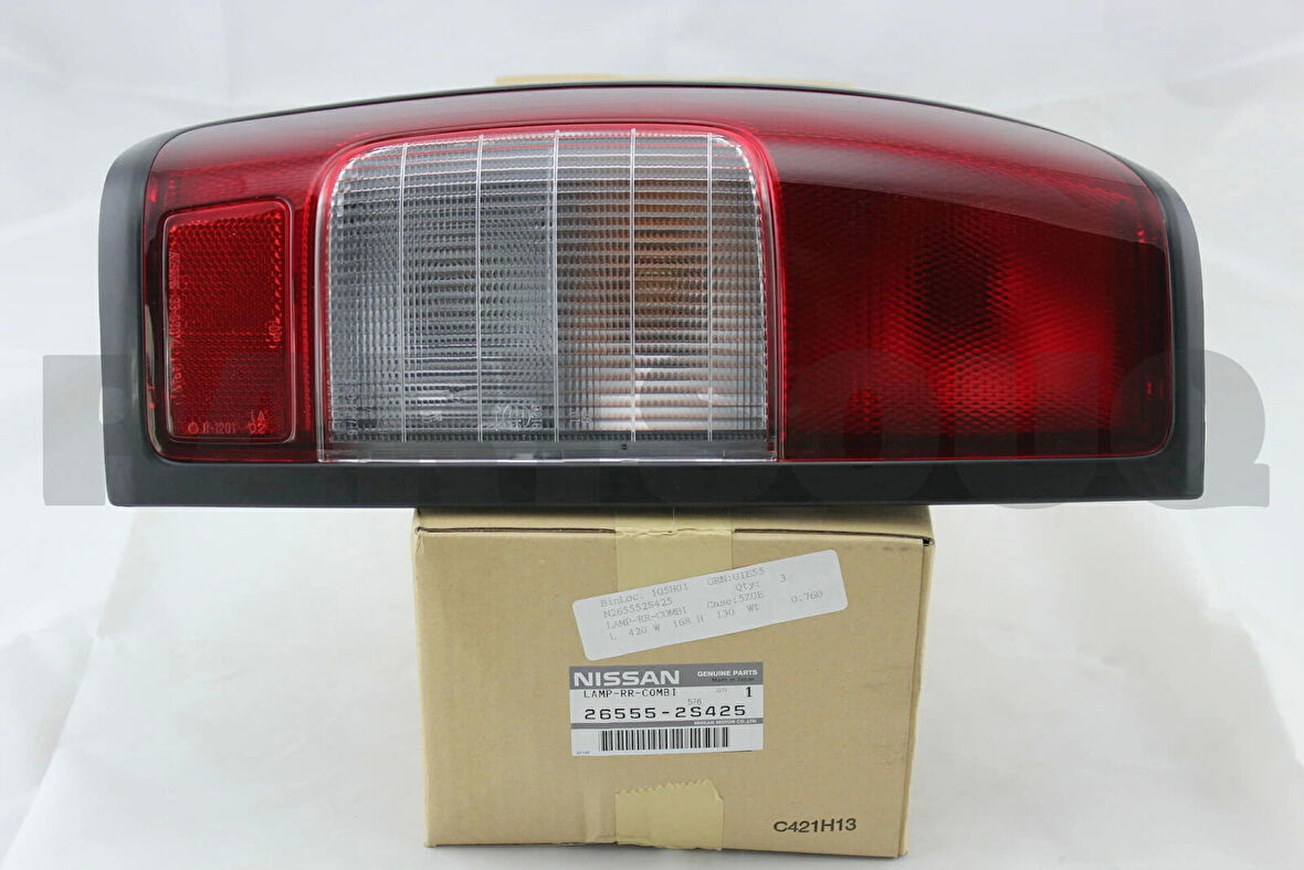 Stop Lambası Pıckup  98-02 D22 /Pıckup 02-12 Skystar Duylu Sol (Oem No: 26555-2S425)