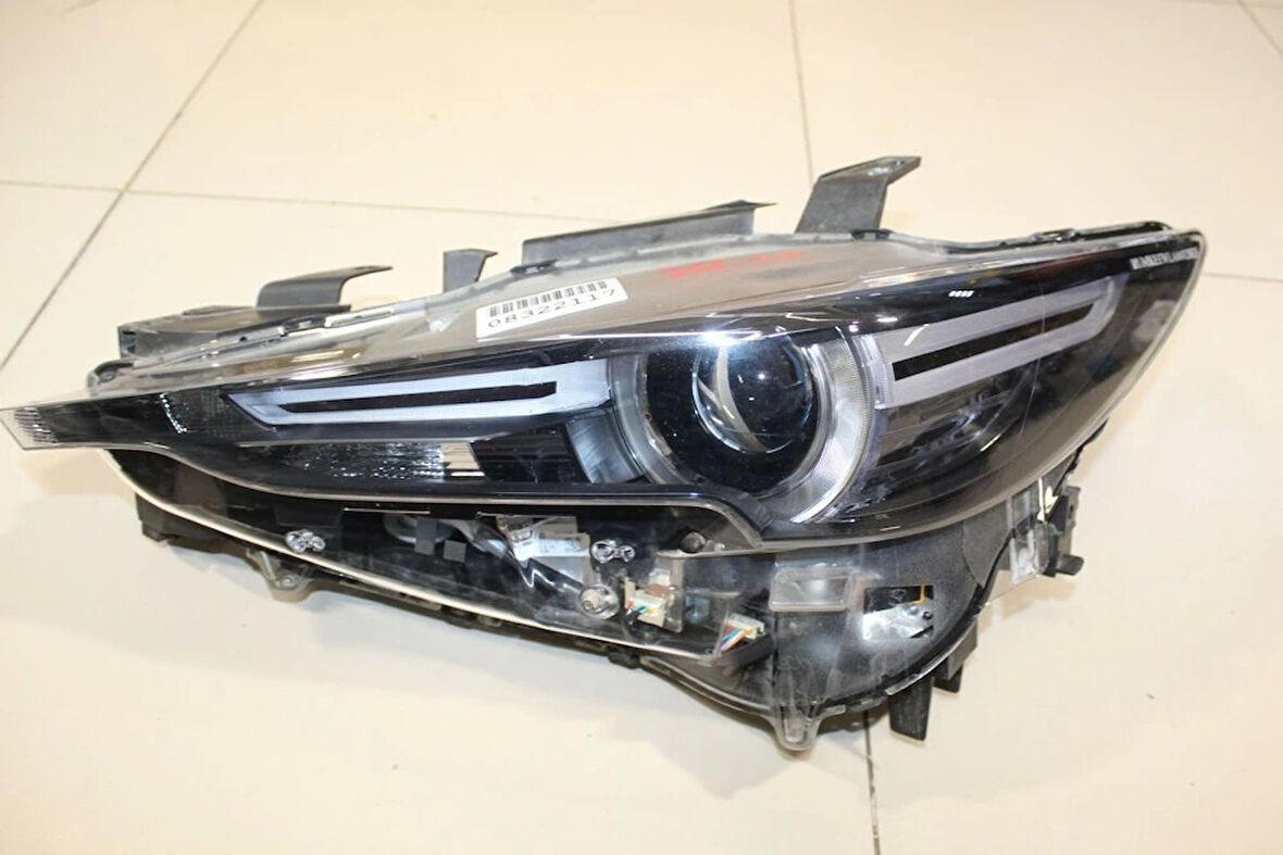 Far Sol Ledlı : Motorlu Japon Cx5 B.M 17- (Oem No: Kb8P-51-041D)