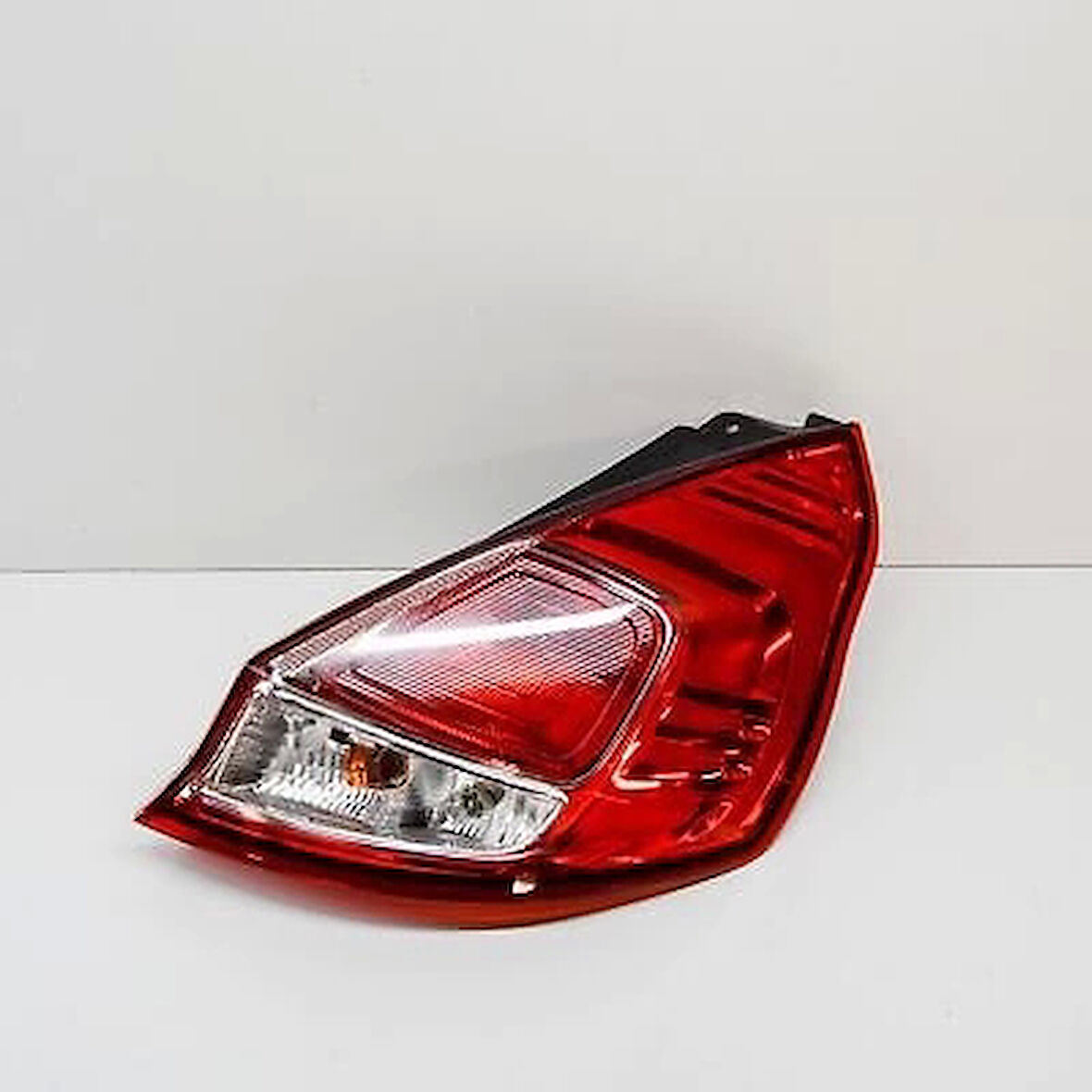 Ford Fiesta 2013  Stop Lambası Sağ C1Bb 13404 Ad (Oem No:C1Bb13404Ae)