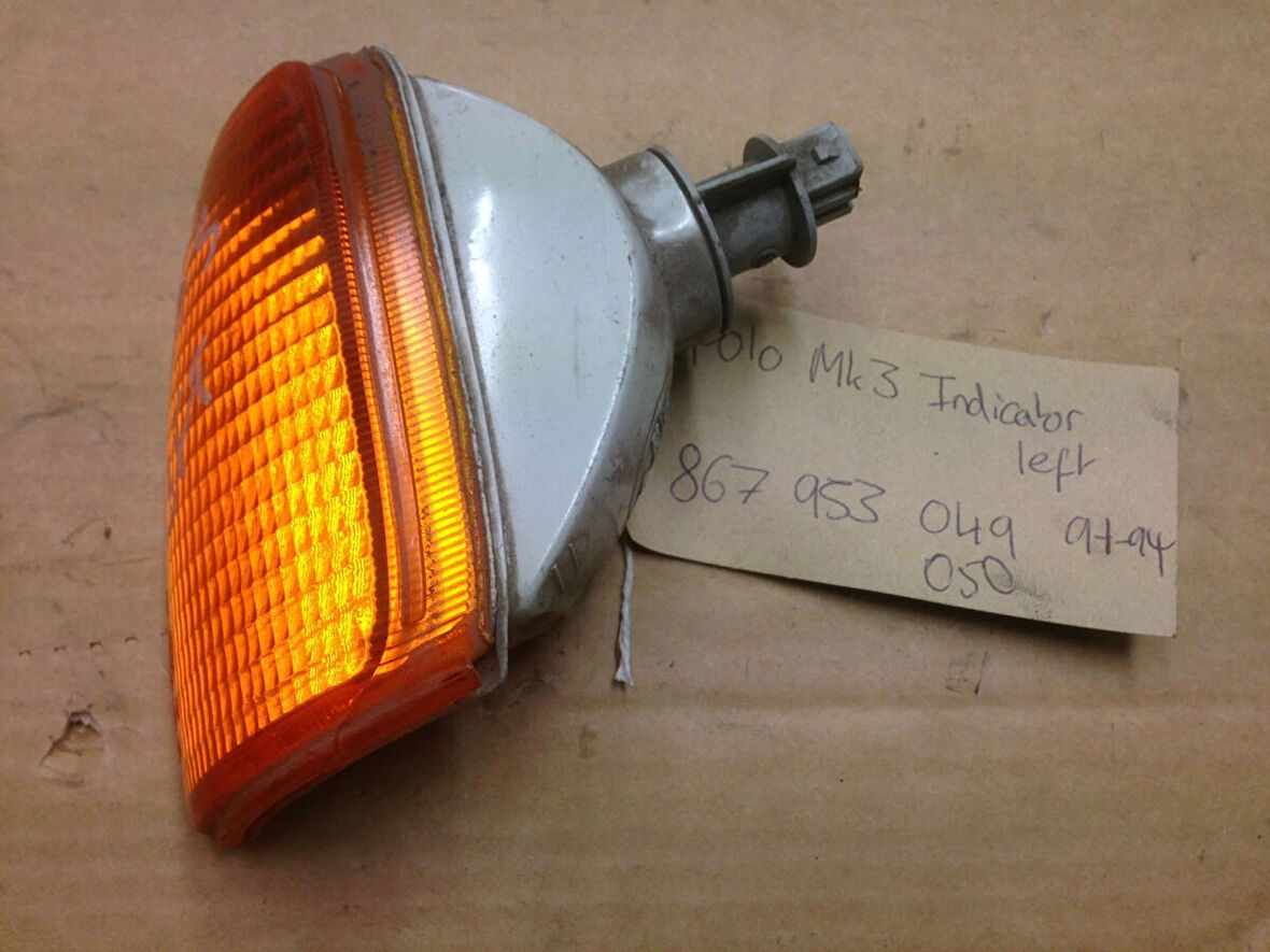 Sınyal Lambası Sol Sarı Vw Polo Bm 91-94 (Oem No: 867953049)